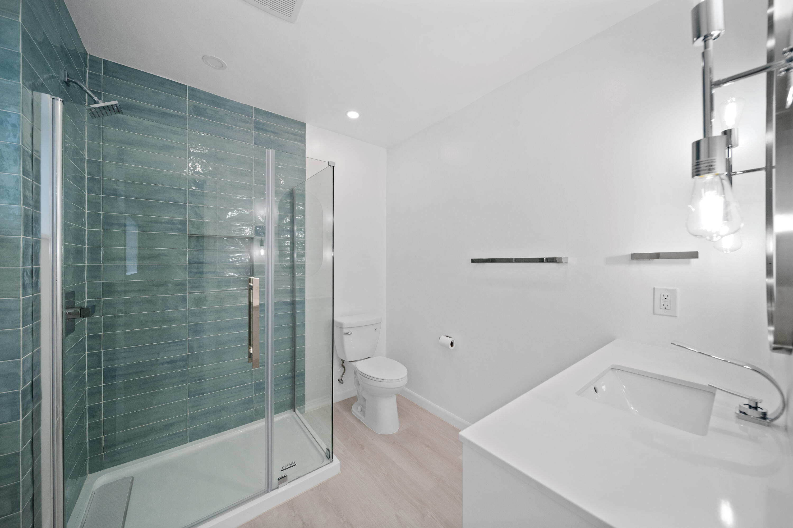 Tavernier, Florida 33070, United States, 5 Bedrooms Bedrooms, ,4 BathroomsBathrooms,Residential,Active,124845