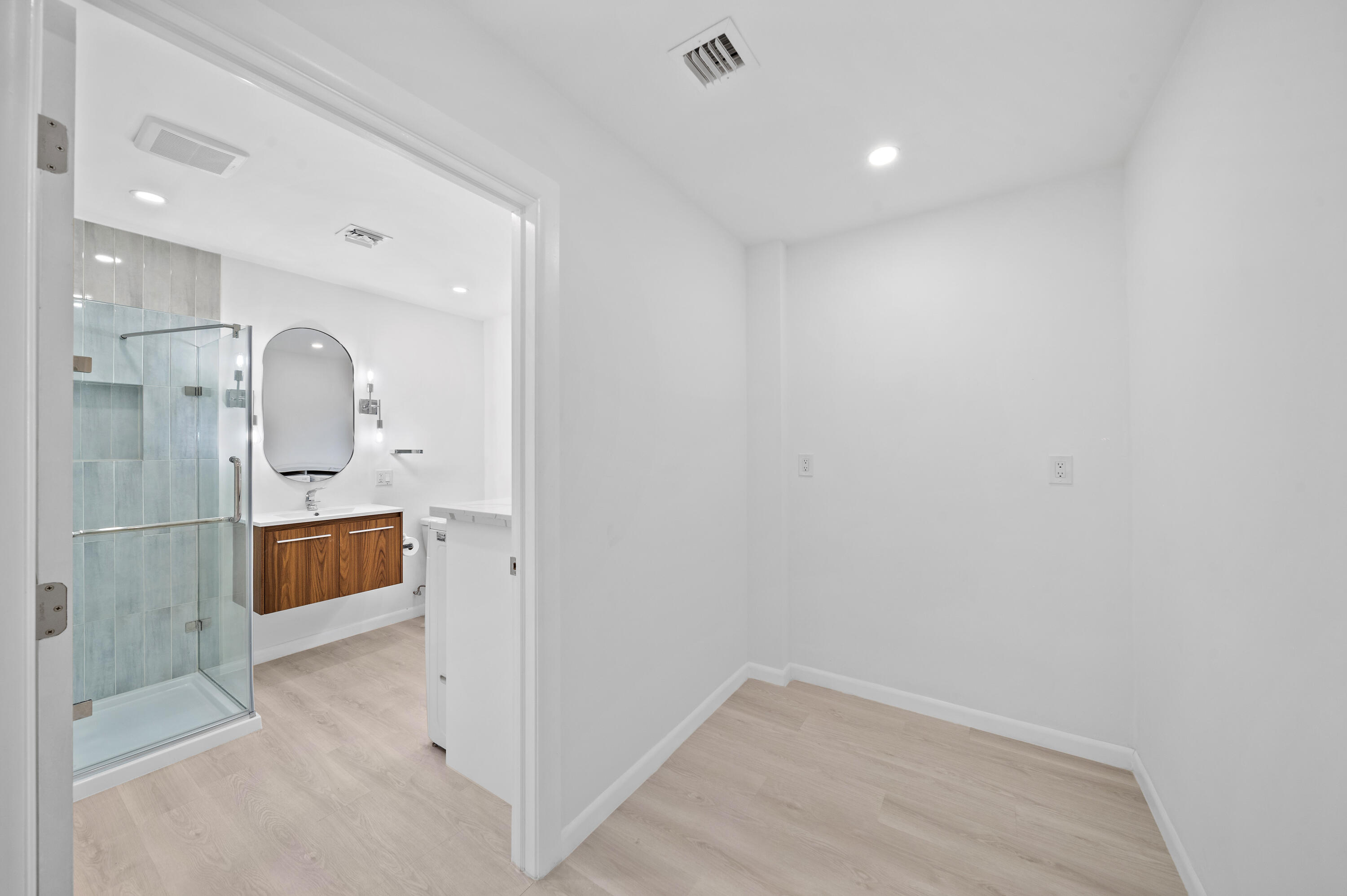 Tavernier, Florida 33070, United States, 5 Bedrooms Bedrooms, ,4 BathroomsBathrooms,Residential,Active,124845