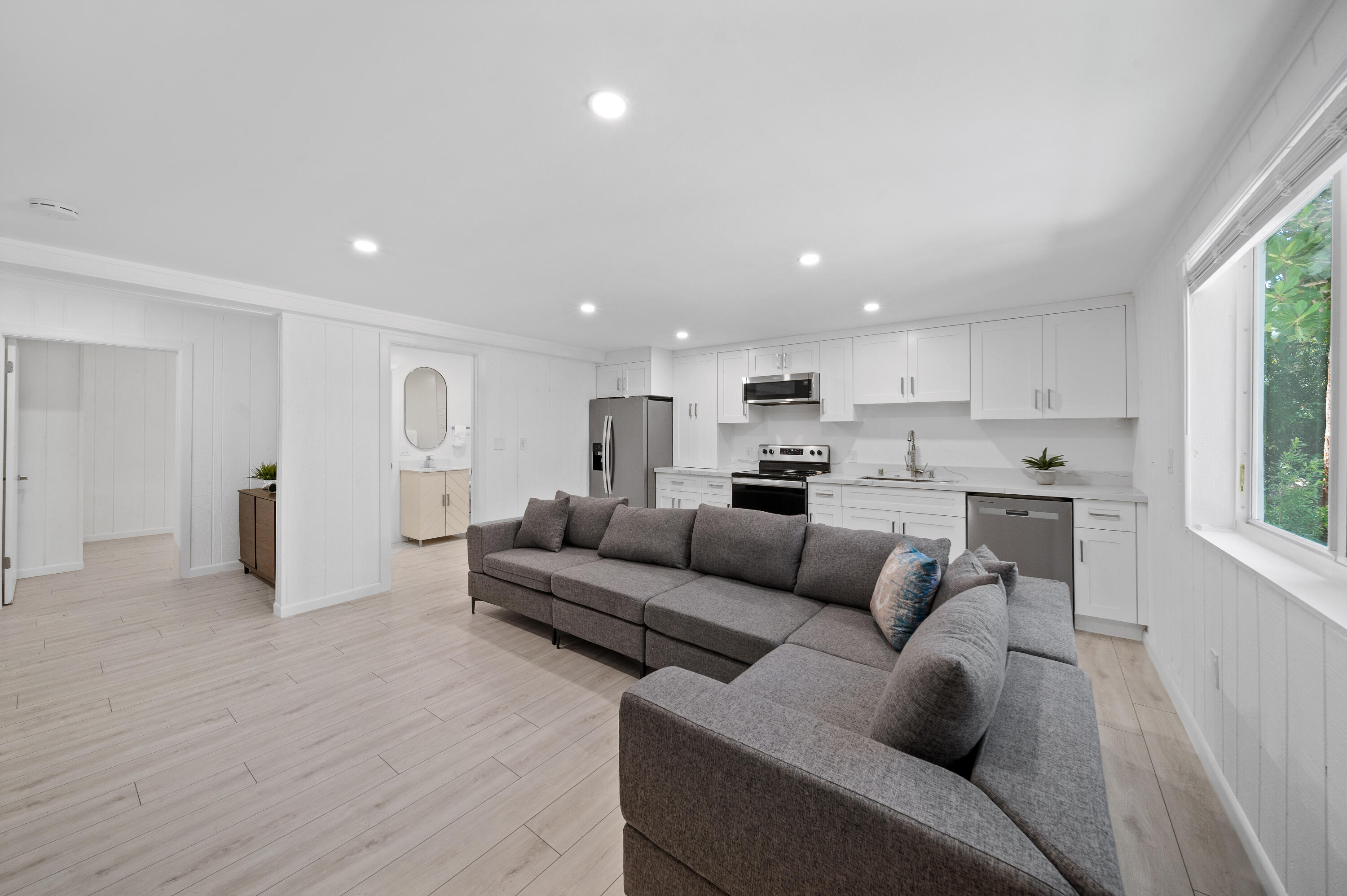 Tavernier, Florida 33070, United States, 5 Bedrooms Bedrooms, ,4 BathroomsBathrooms,Residential,Active,124845