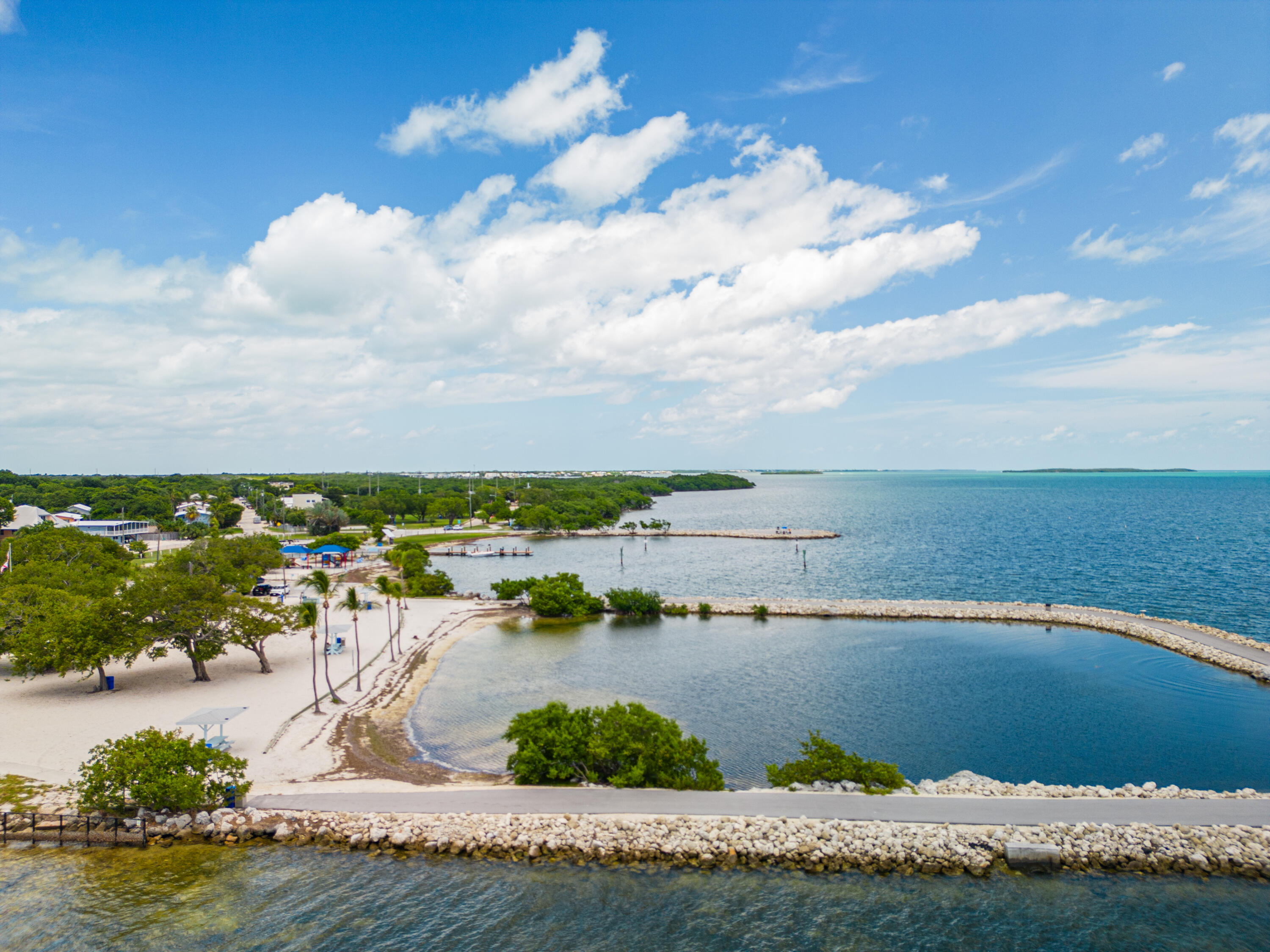 Tavernier, Florida 33070, United States, 5 Bedrooms Bedrooms, ,4 BathroomsBathrooms,Residential,Active,124845