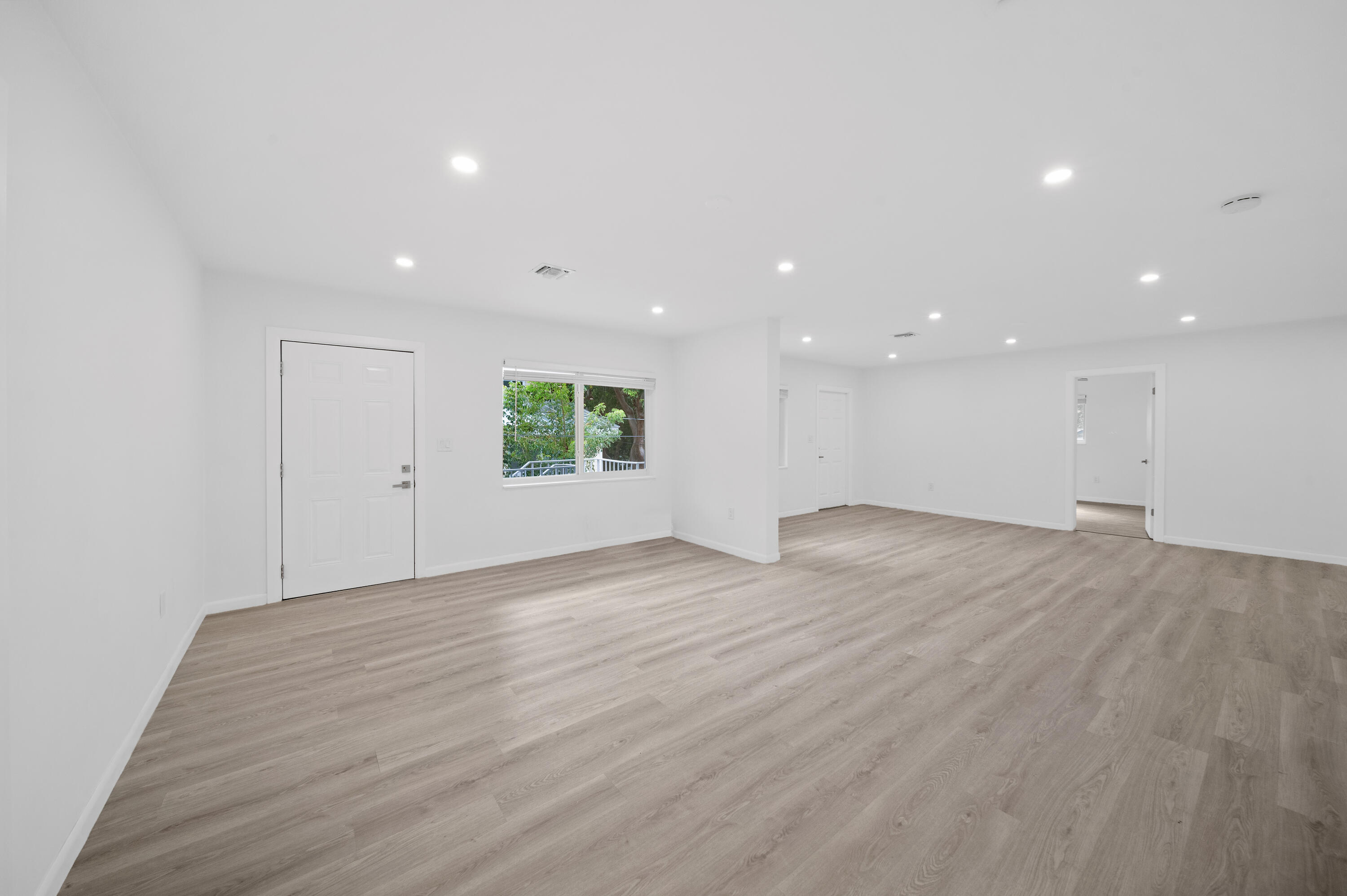 Tavernier, Florida 33070, United States, 5 Bedrooms Bedrooms, ,4 BathroomsBathrooms,Residential,Active,124845