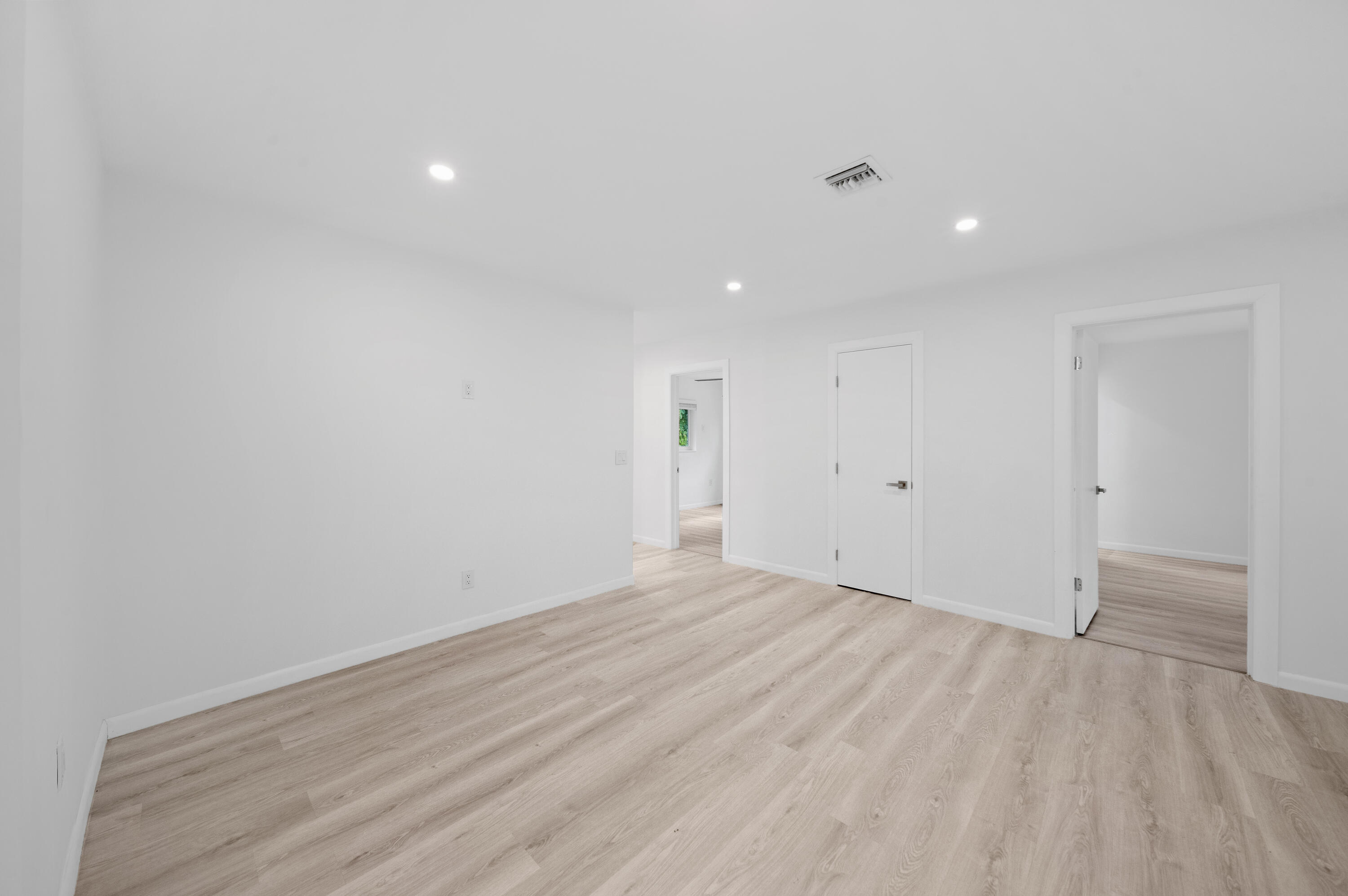 Tavernier, Florida 33070, United States, 5 Bedrooms Bedrooms, ,4 BathroomsBathrooms,Residential,Active,124845