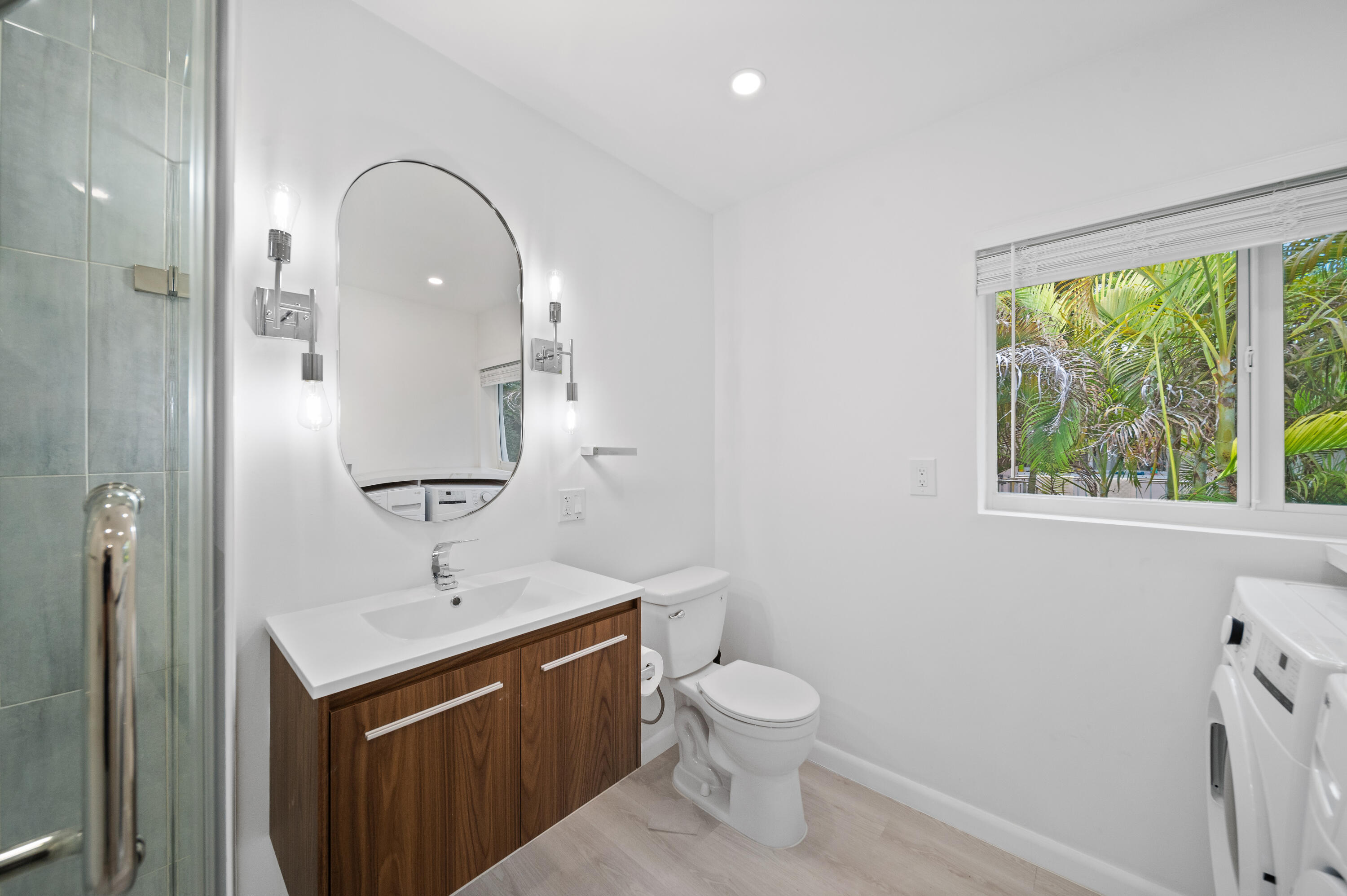 Tavernier, Florida 33070, United States, 5 Bedrooms Bedrooms, ,4 BathroomsBathrooms,Residential,Active,124845