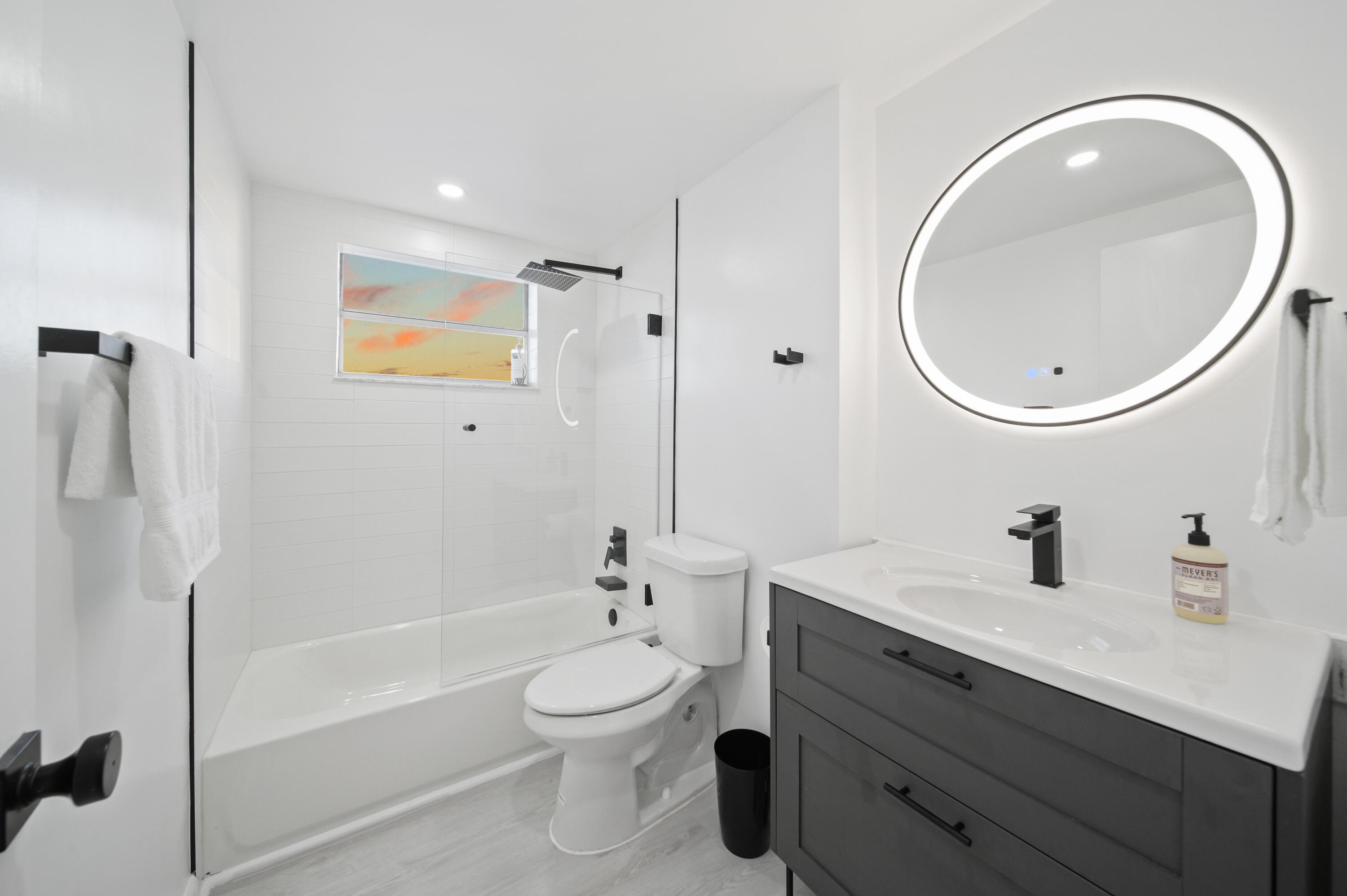 Other, Florida 33140, United States, 1 Bedroom Bedrooms, ,1 BathroomBathrooms,Residential,Active,178591