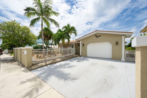 19 Azalea Drive, Key Haven, FL 33040 - #: 611711
