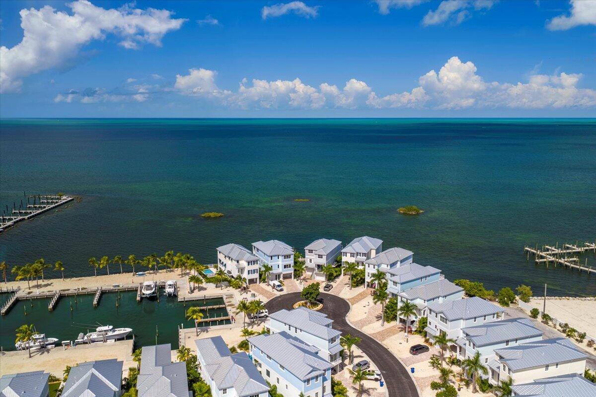 Marathon, Florida, 33050, United States, 5 Bedrooms Bedrooms, ,5 BathroomsBathrooms,Residential,Active,1998589