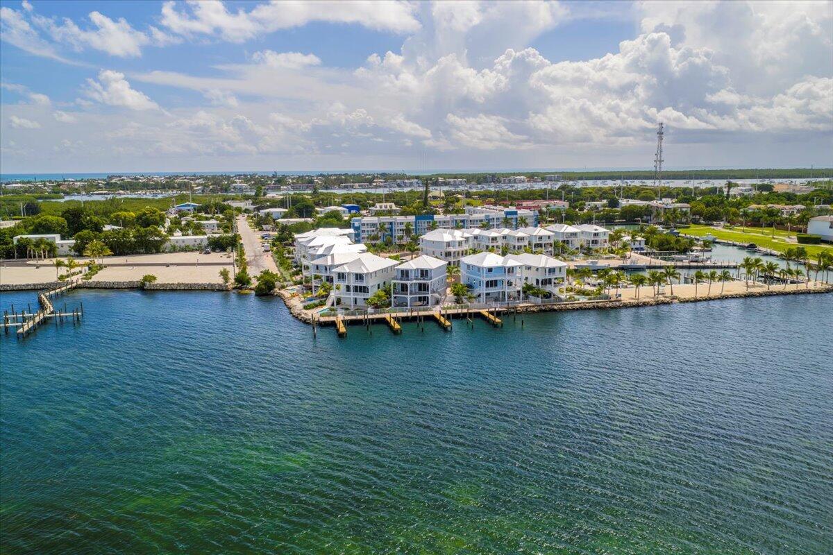 Marathon, Florida, 33050, United States, 5 Bedrooms Bedrooms, ,5 BathroomsBathrooms,Residential,Active,1998589