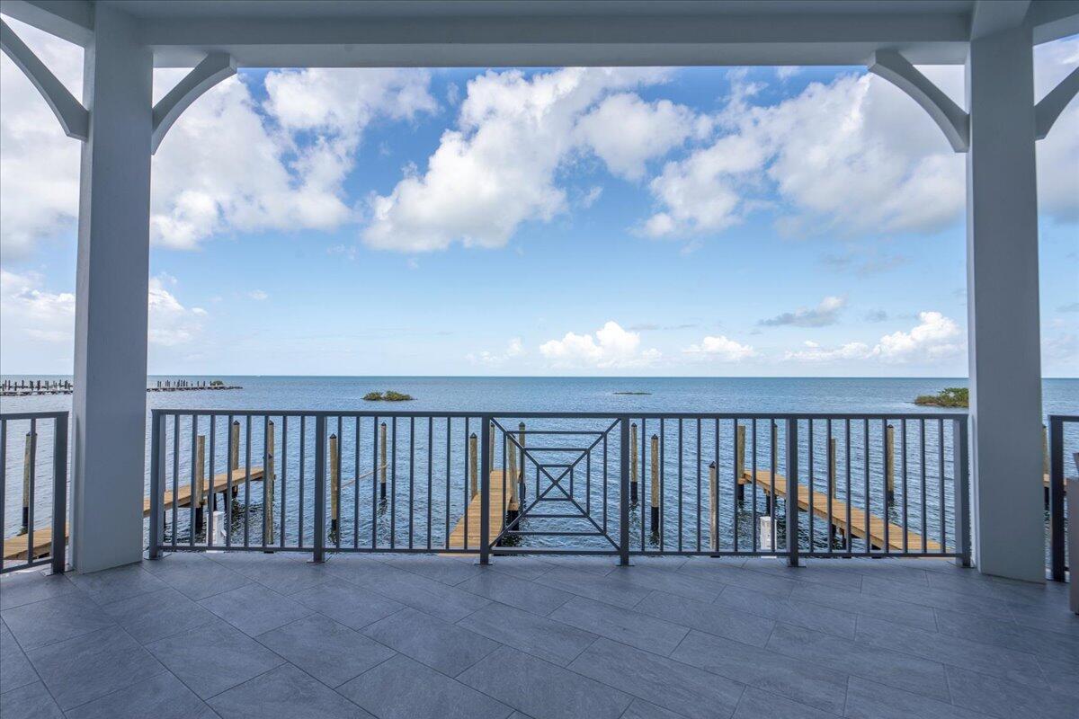 Marathon, Florida, 33050, United States, 5 Bedrooms Bedrooms, ,5 BathroomsBathrooms,Residential,Active,1998589