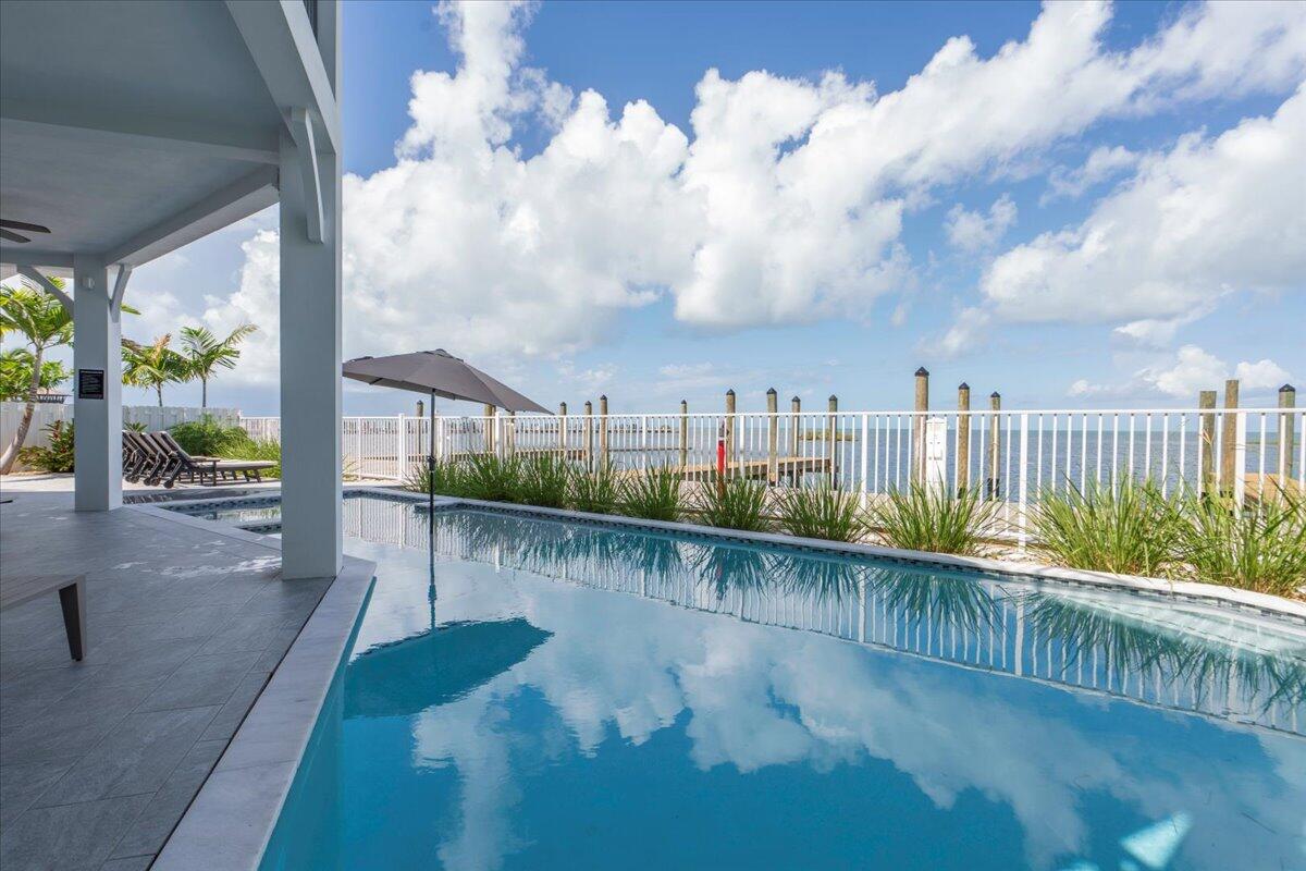Marathon, Florida, 33050, United States, 5 Bedrooms Bedrooms, ,5 BathroomsBathrooms,Residential,Active,1998589
