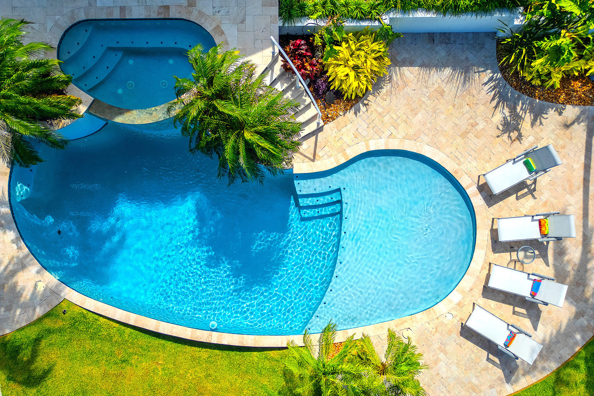 Marathon, Florida 33050, United States, 4 Bedrooms Bedrooms, ,4 BathroomsBathrooms,Residential,Active,41385