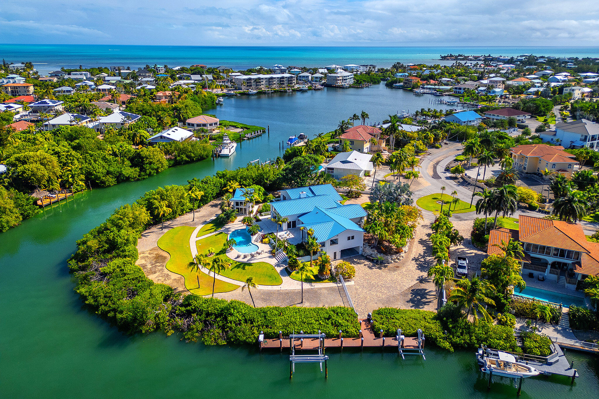 Marathon, Florida 33050, United States, 4 Bedrooms Bedrooms, ,4 BathroomsBathrooms,Residential,Active,41385