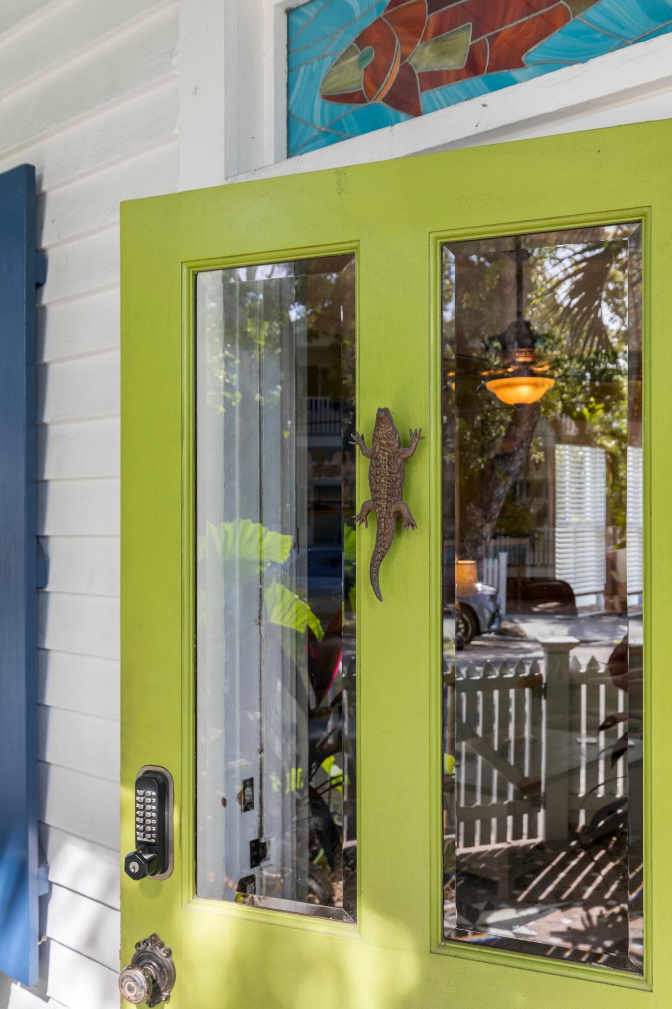 Key West, Florida 33040, United States, 4 Bedrooms Bedrooms, ,2 BathroomsBathrooms,Residential,Active,243261