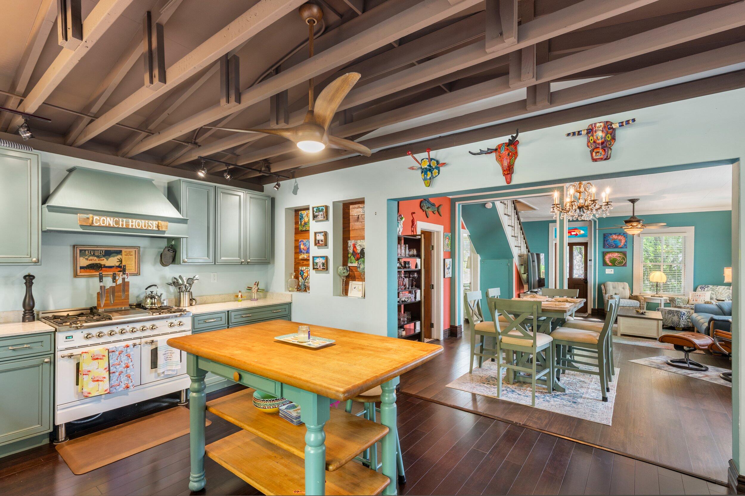 Key West, Florida 33040, United States, 4 Bedrooms Bedrooms, ,2 BathroomsBathrooms,Residential,Active,243261