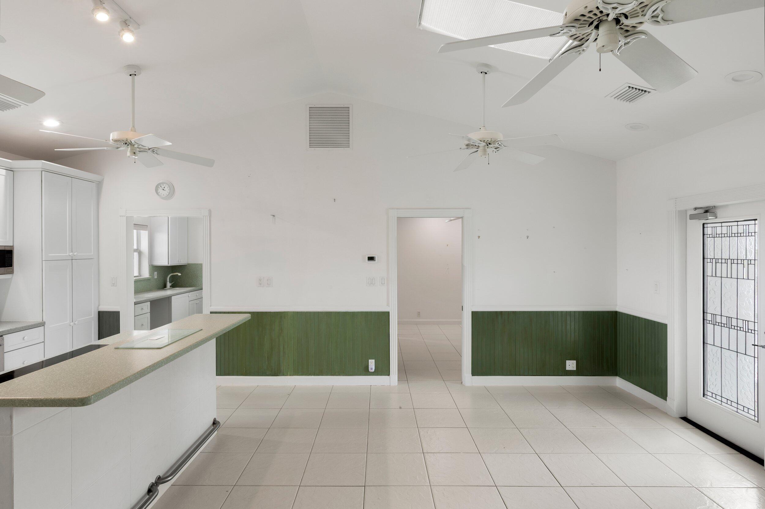 Geiger, Florida 33040, United States, 2 Bedrooms Bedrooms, ,2 BathroomsBathrooms,Residential,Active,222025