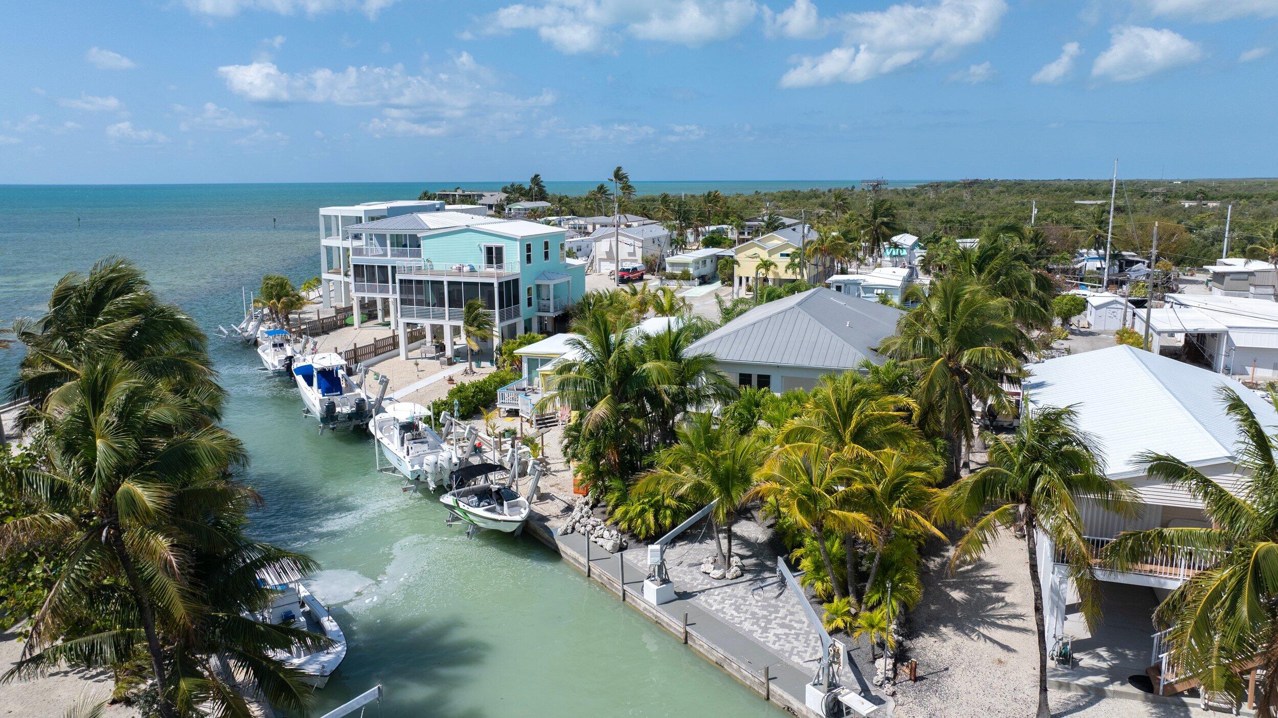 Geiger, Florida 33040, United States, 2 Bedrooms Bedrooms, ,2 BathroomsBathrooms,Residential,Active,222025