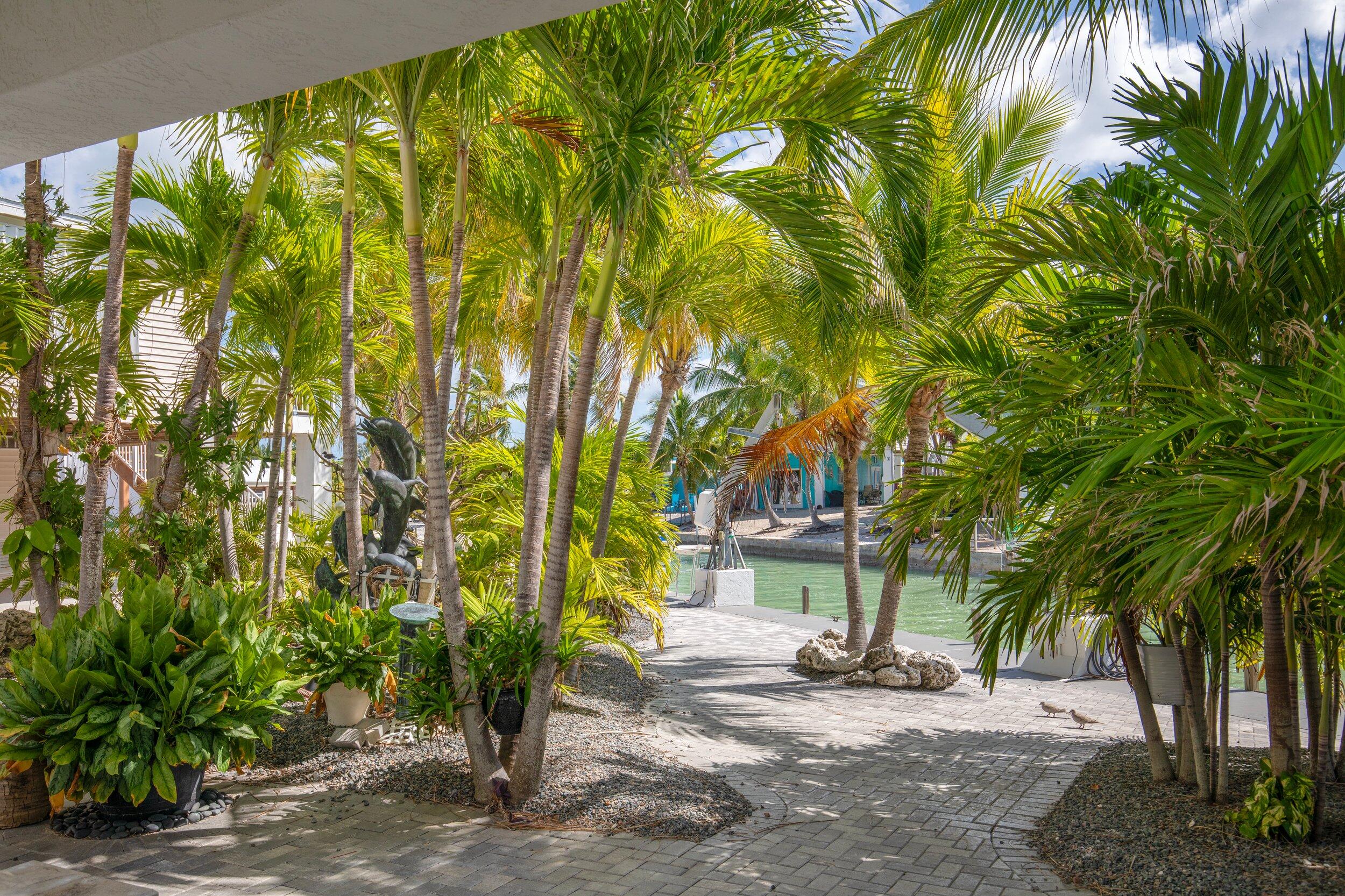 Geiger, Florida 33040, United States, 2 Bedrooms Bedrooms, ,2 BathroomsBathrooms,Residential,Active,222025