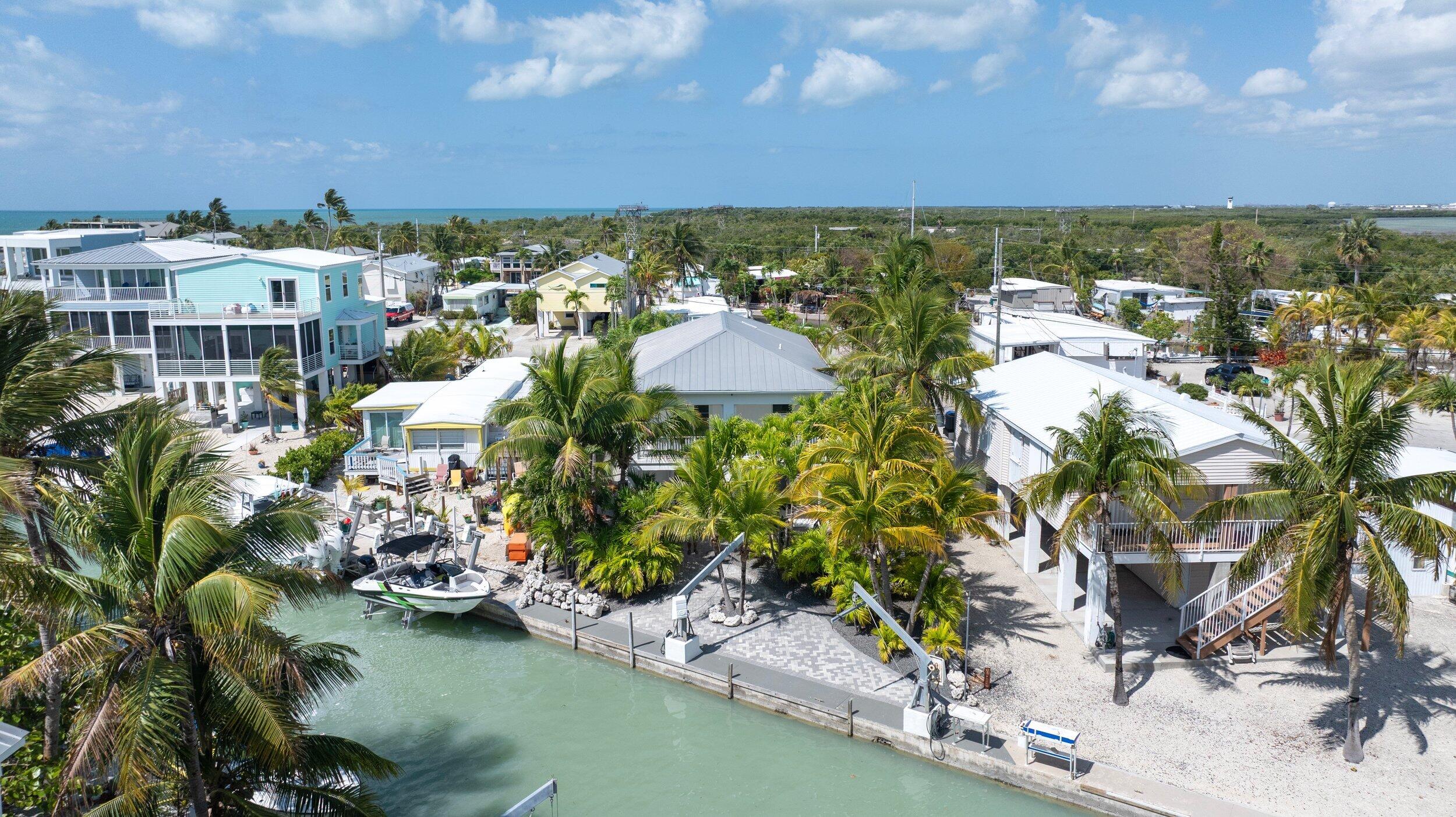 Geiger, Florida 33040, United States, 2 Bedrooms Bedrooms, ,2 BathroomsBathrooms,Residential,Active,222025