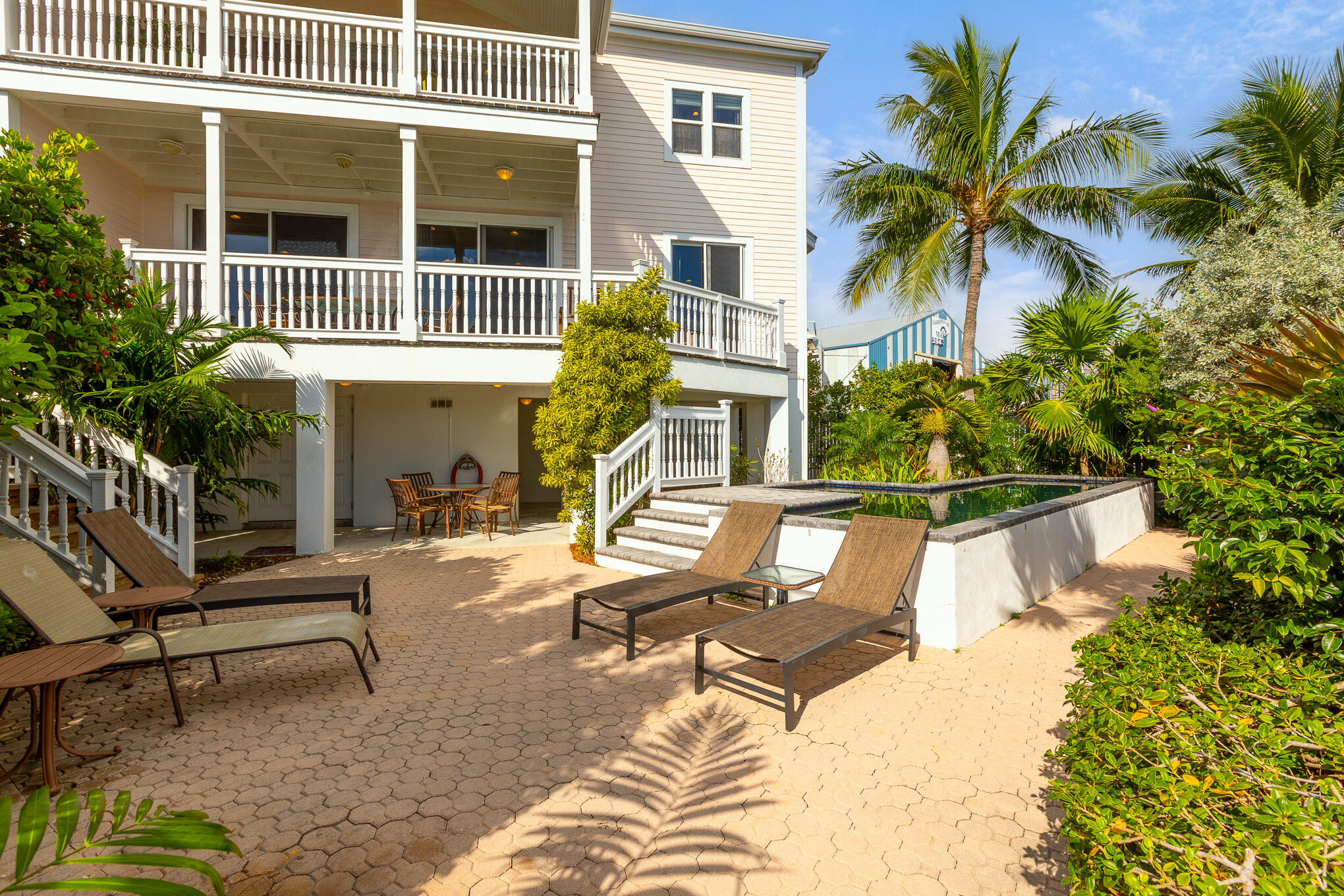 Key West, Florida 33040, United States, 5 Bedrooms Bedrooms, ,4 BathroomsBathrooms,Residential,Contingent,37812