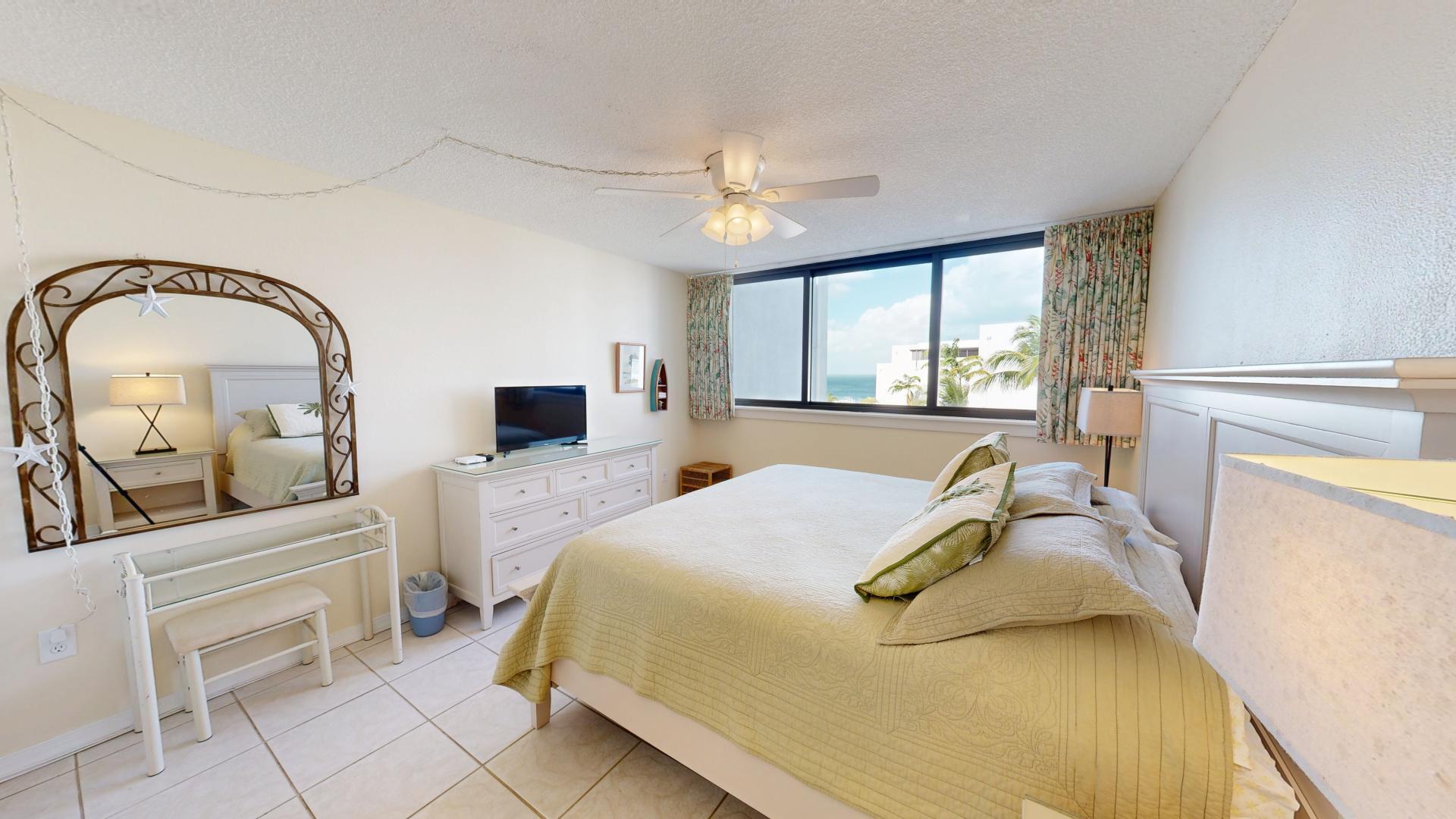 104350 Overseas Highway A402