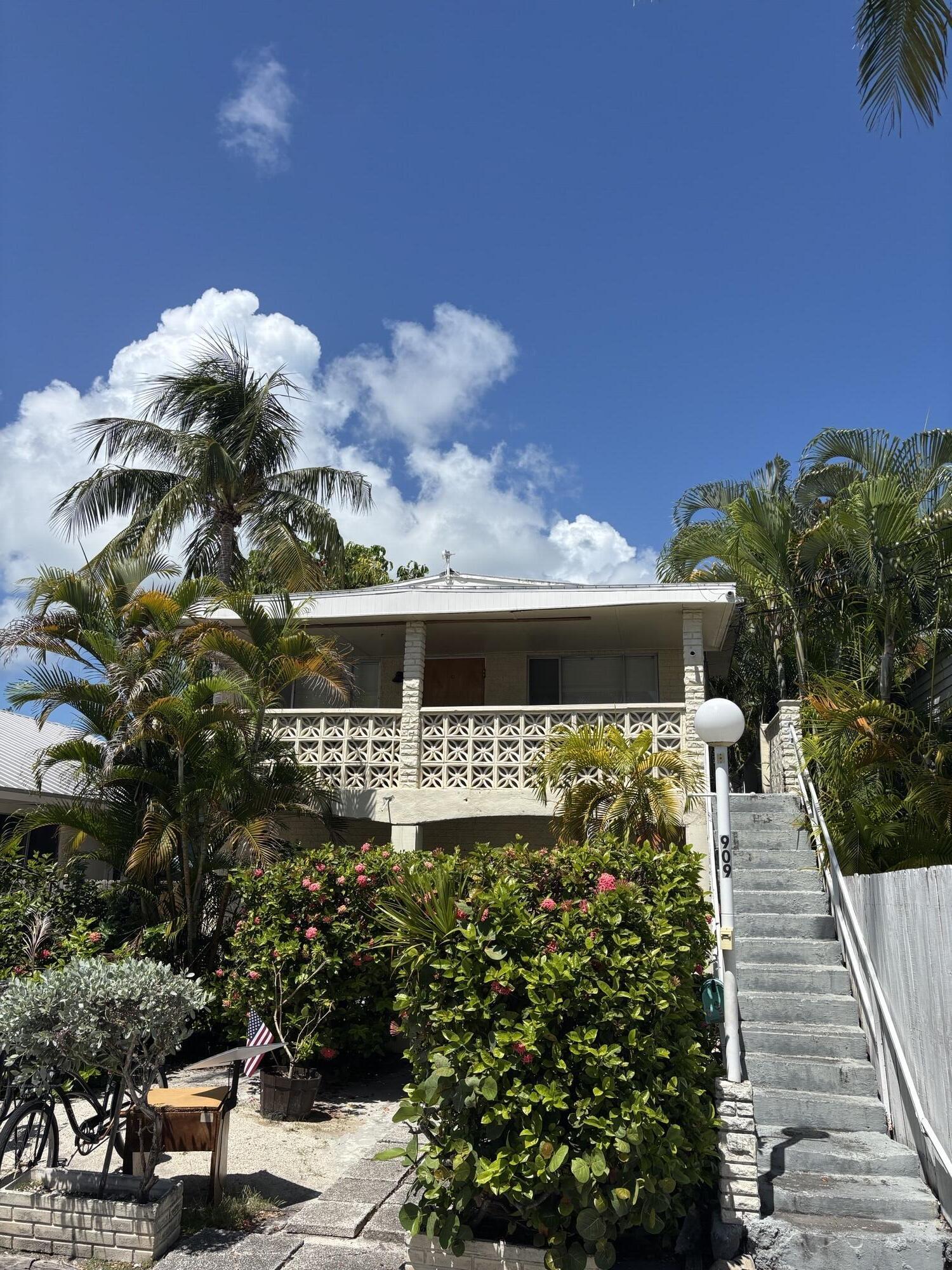 Key West, Florida 33040, United States, 7 Bedrooms Bedrooms, ,6 BathroomsBathrooms,Residential,Active,177027