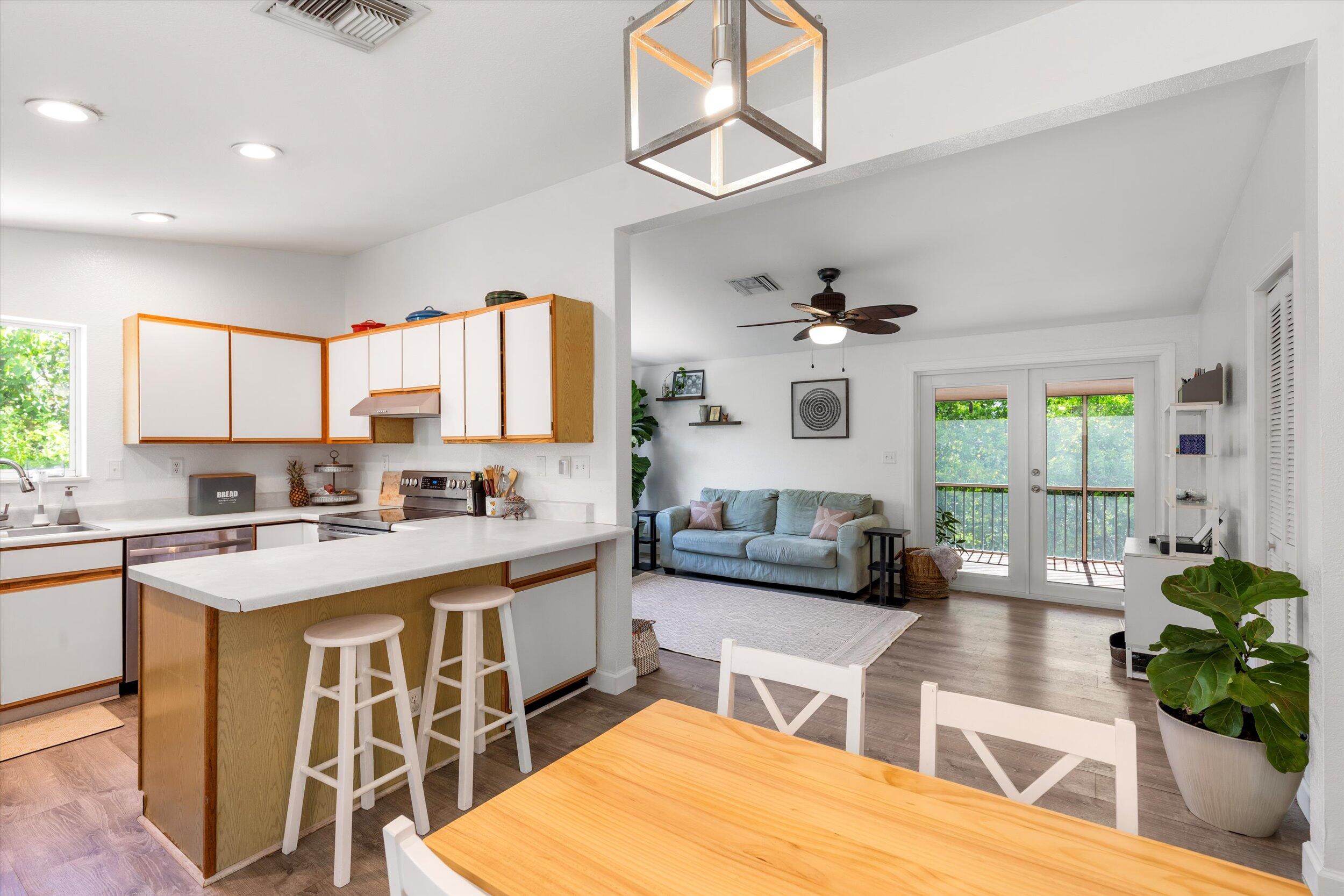 Big Pine, Florida 33043, United States, 2 Bedrooms Bedrooms, ,2 BathroomsBathrooms,Residential,Contingent,50329