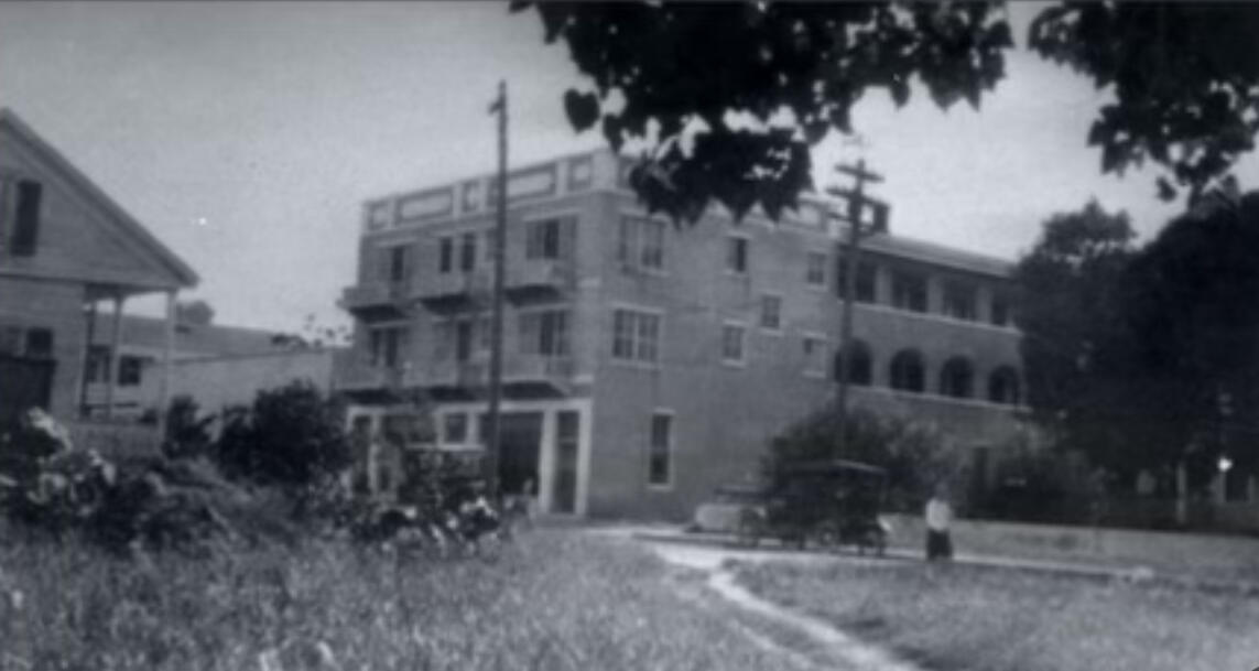 Key West, Florida 33040, United States, 8 Bedrooms Bedrooms, ,9 BathroomsBathrooms,Commercial,Active,34603