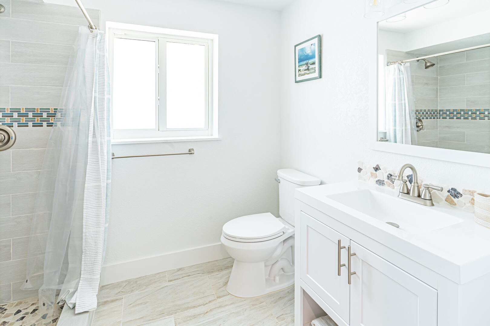 Islamorada, Florida 33036, United States, 4 Bedrooms Bedrooms, ,4 BathroomsBathrooms,Residential,Active,13002