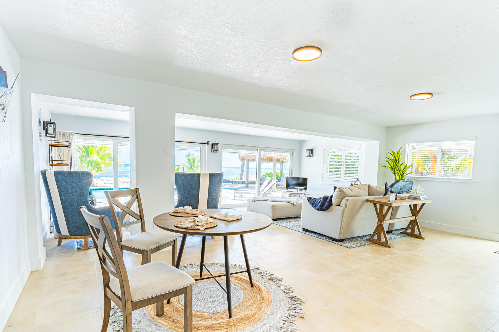 Islamorada, Florida 33036, United States, 4 Bedrooms Bedrooms, ,4 BathroomsBathrooms,Residential,Active,13002