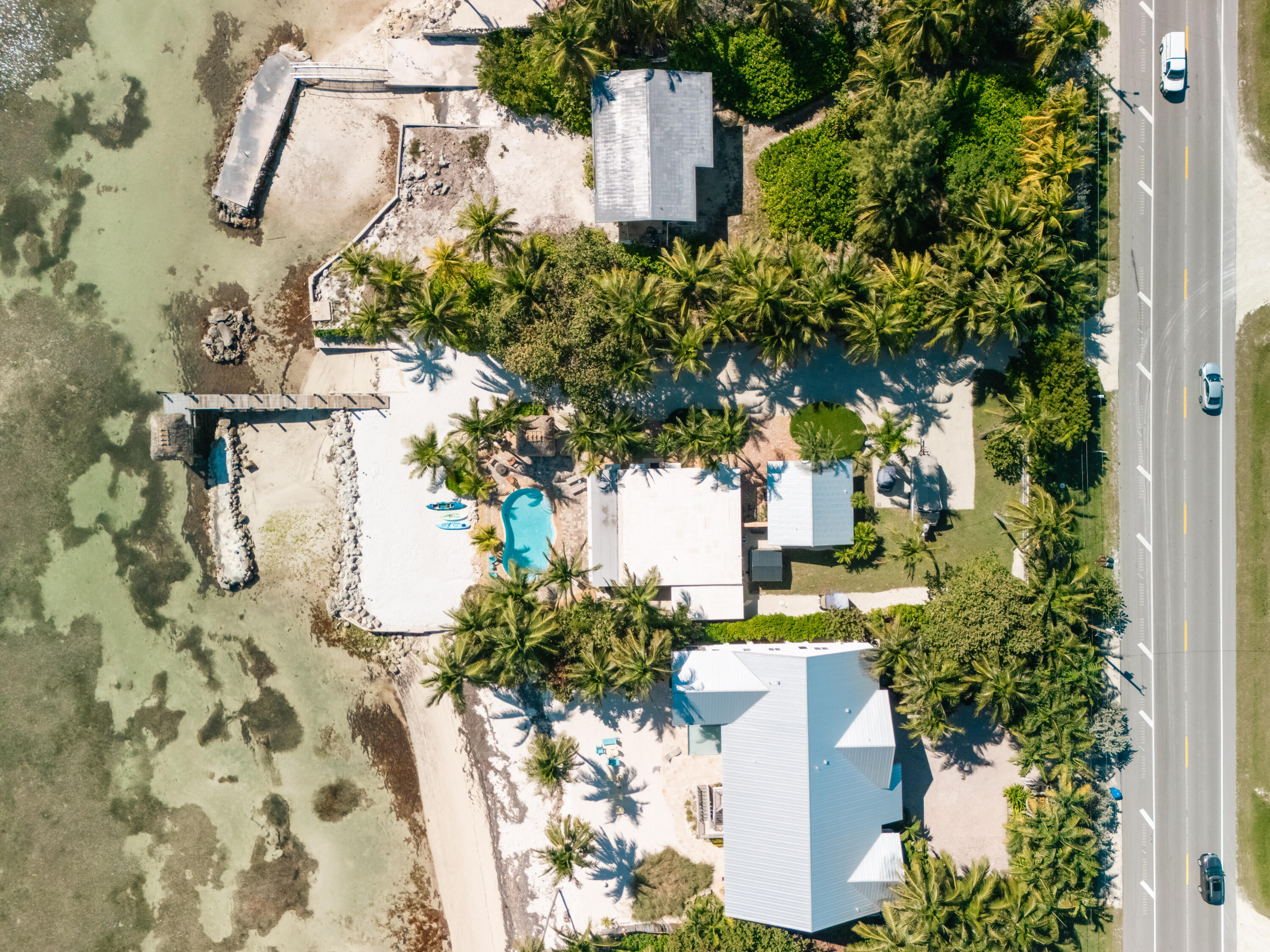 Islamorada, Florida 33036, United States, 4 Bedrooms Bedrooms, ,4 BathroomsBathrooms,Residential,Active,13002