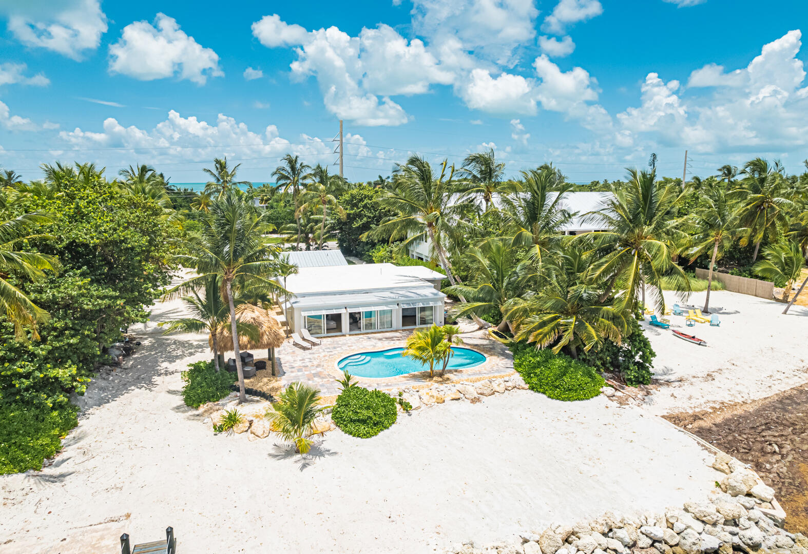 Islamorada, Florida 33036, United States, 4 Bedrooms Bedrooms, ,4 BathroomsBathrooms,Residential,Active,13002