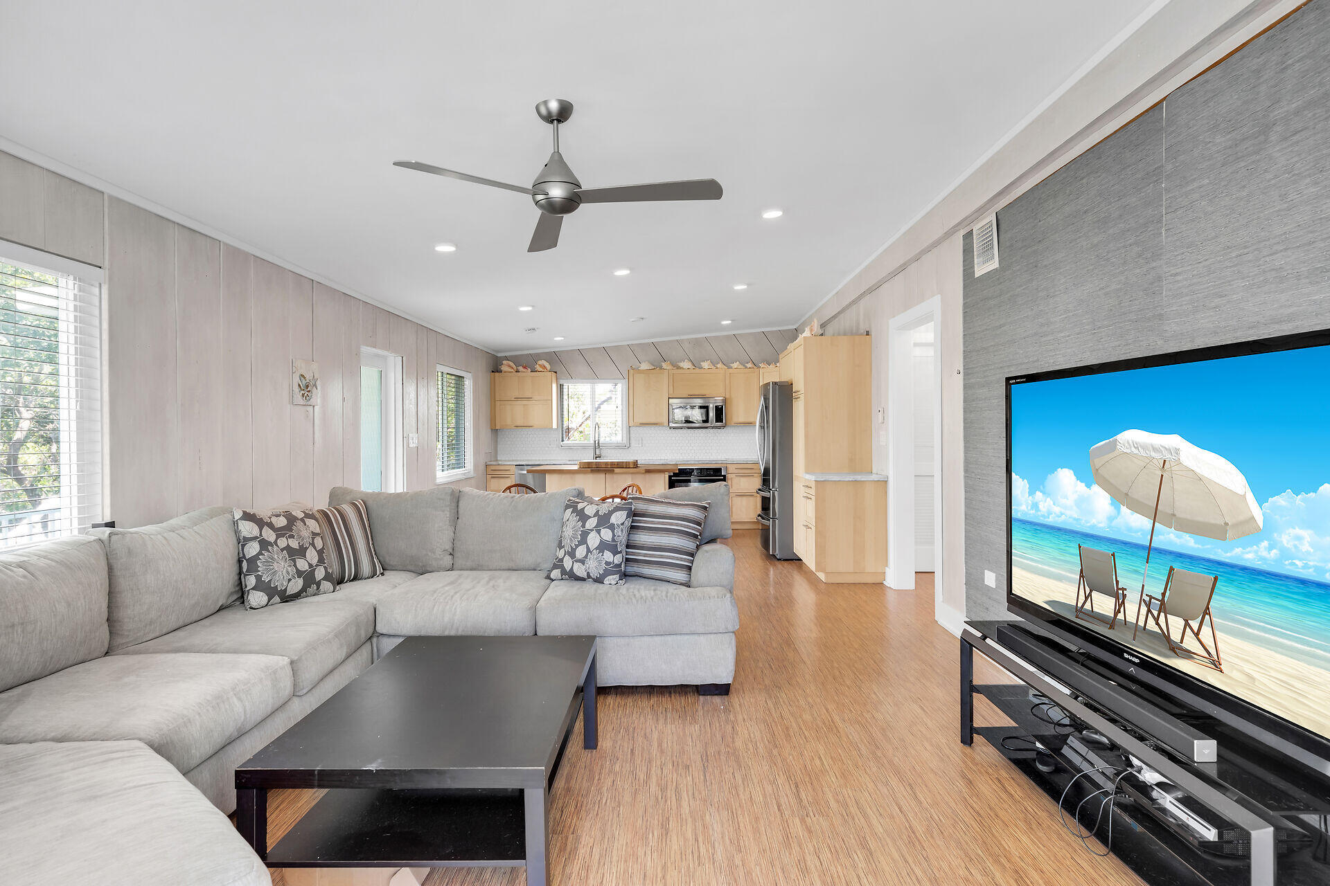 Tavernier, Florida 33070, United States, 2 Bedrooms Bedrooms, ,2 BathroomsBathrooms,Residential,Active,108414