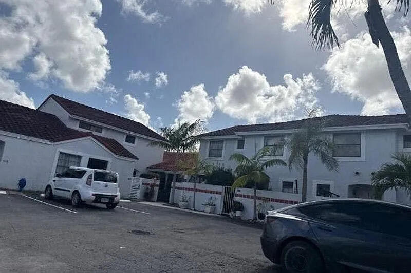 1711 San Remo Circle