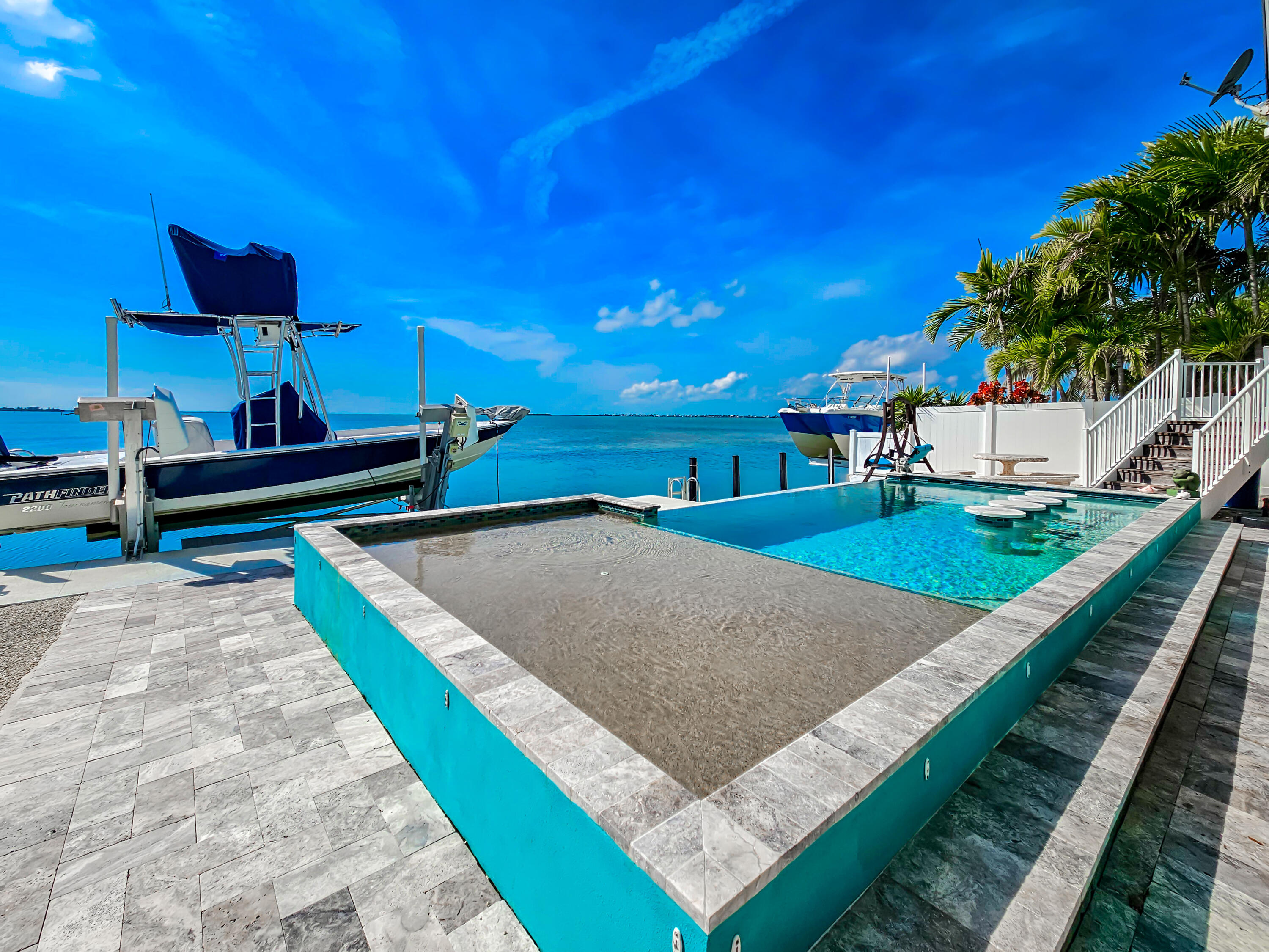 Summerland, Florida 33042, United States, 3 Bedrooms Bedrooms, ,3 BathroomsBathrooms,Residential,Active,253065