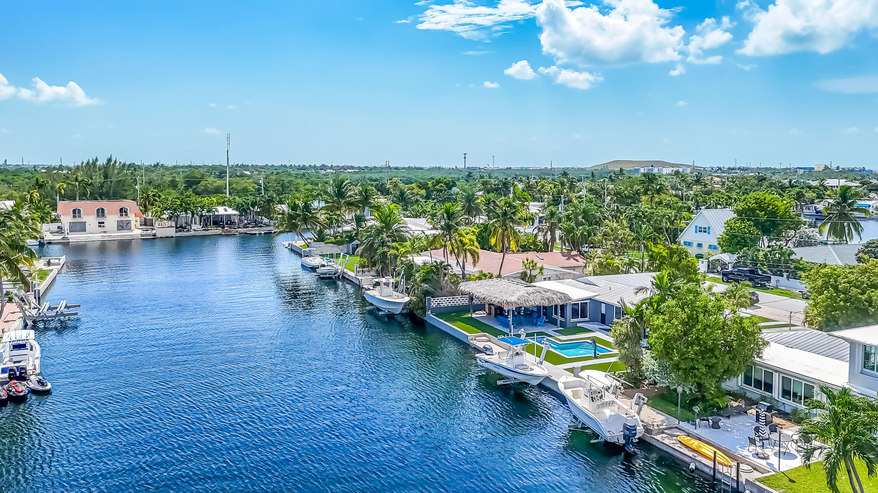 Key Haven, Florida 33040, United States, 3 Bedrooms Bedrooms, ,3 BathroomsBathrooms,Residential,Contingent,24681