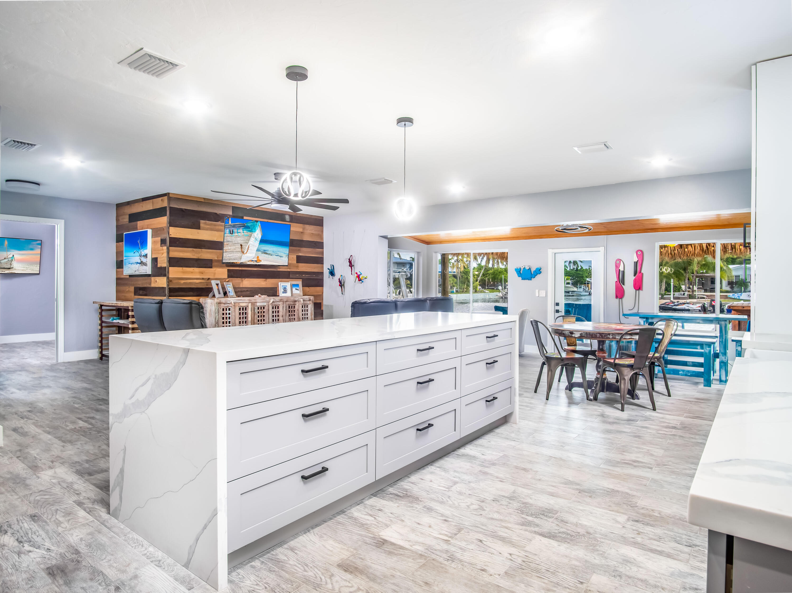 Key Haven, Florida 33040, United States, 3 Bedrooms Bedrooms, ,3 BathroomsBathrooms,Residential,Contingent,24681