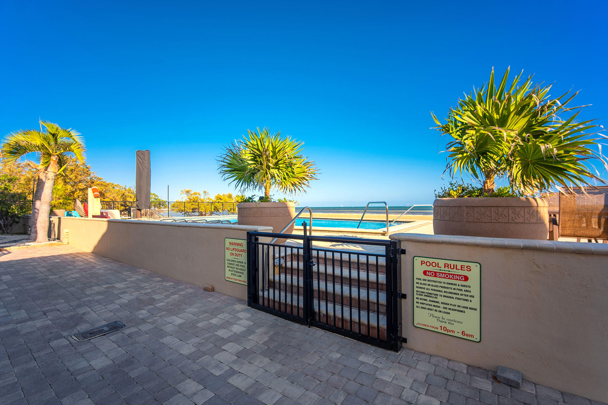 Key West, Florida 33040, United States, 2 Bedrooms Bedrooms, ,3 BathroomsBathrooms,Residential,Active,89572