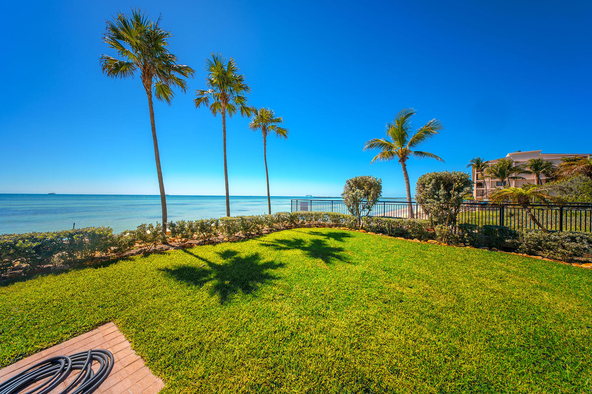 Key West, Florida 33040, United States, 2 Bedrooms Bedrooms, ,3 BathroomsBathrooms,Residential,Active,89572