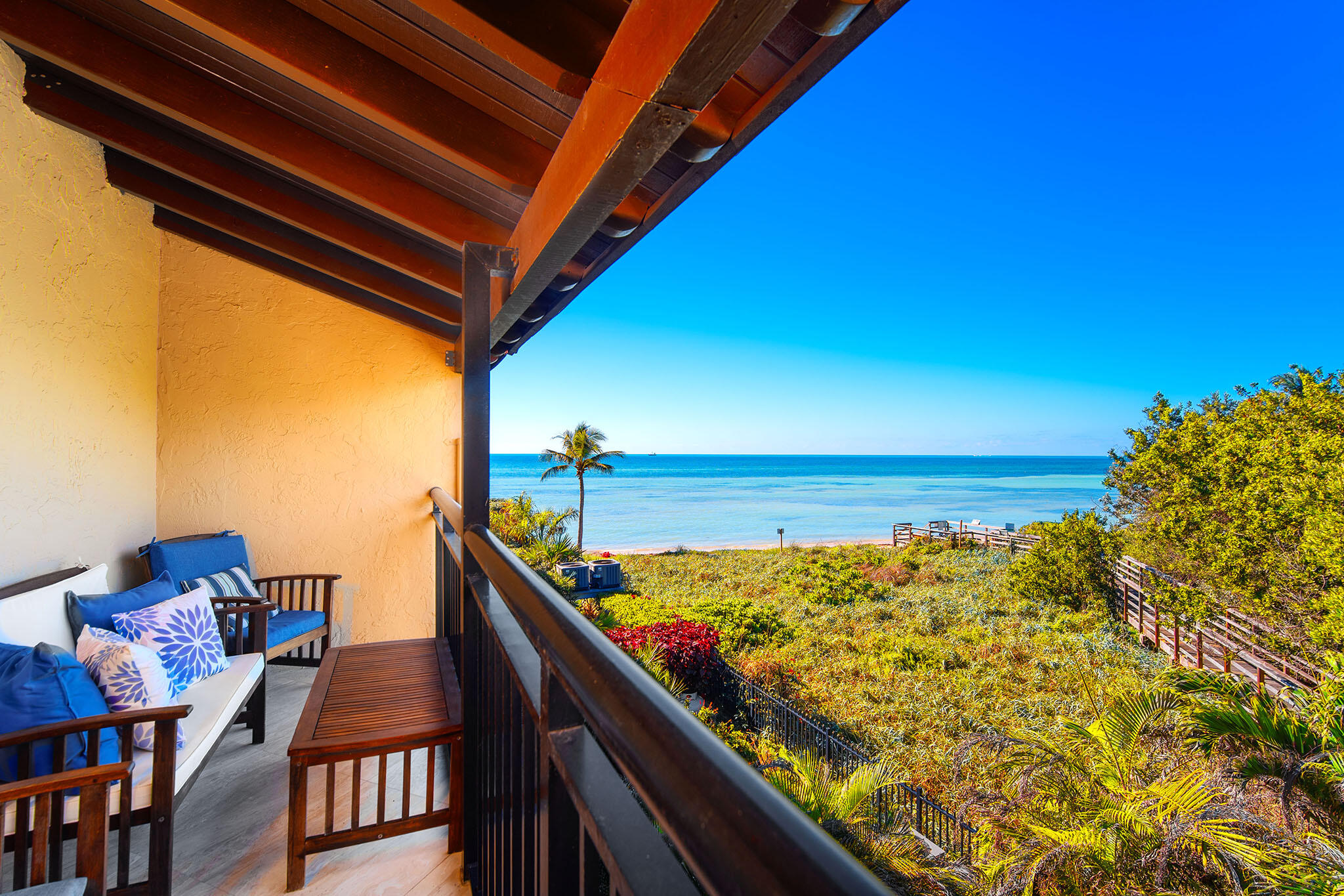 Key West, Florida 33040, United States, 2 Bedrooms Bedrooms, ,3 BathroomsBathrooms,Residential,Active,89572