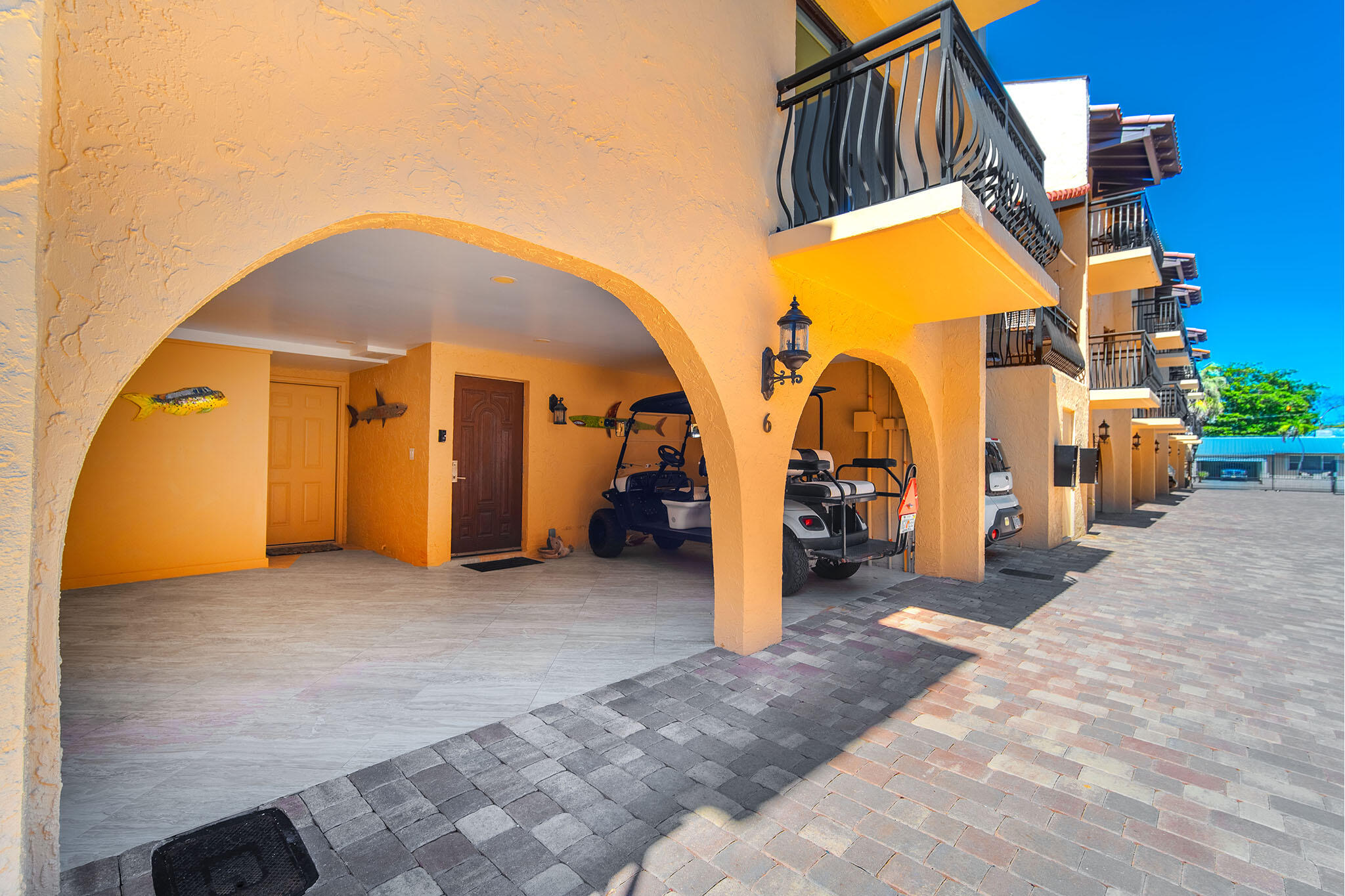 Key West, Florida 33040, United States, 2 Bedrooms Bedrooms, ,3 BathroomsBathrooms,Residential,Active,89572