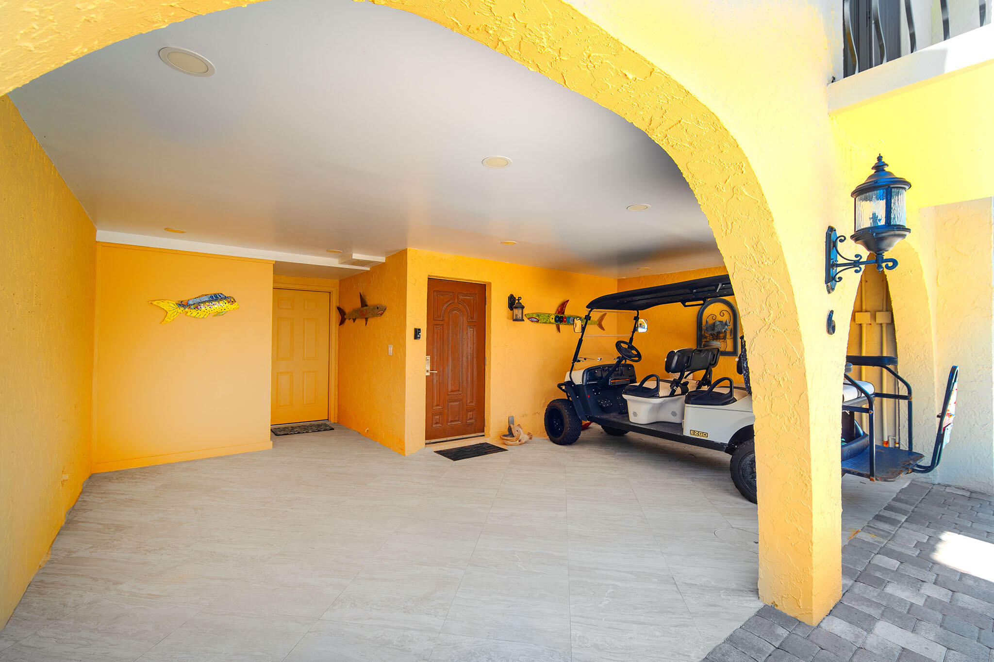 Key West, Florida 33040, United States, 2 Bedrooms Bedrooms, ,3 BathroomsBathrooms,Residential,Active,89572