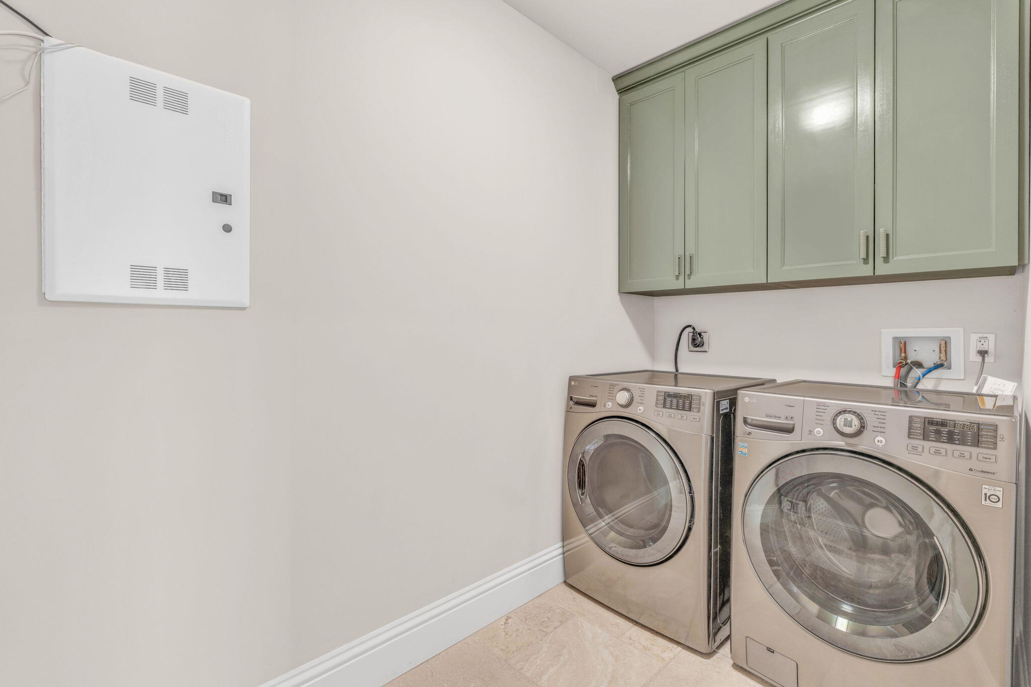 Marathon, Florida 33050, United States, 18 Bedrooms Bedrooms, ,20 BathroomsBathrooms,Commercial,Active,135272