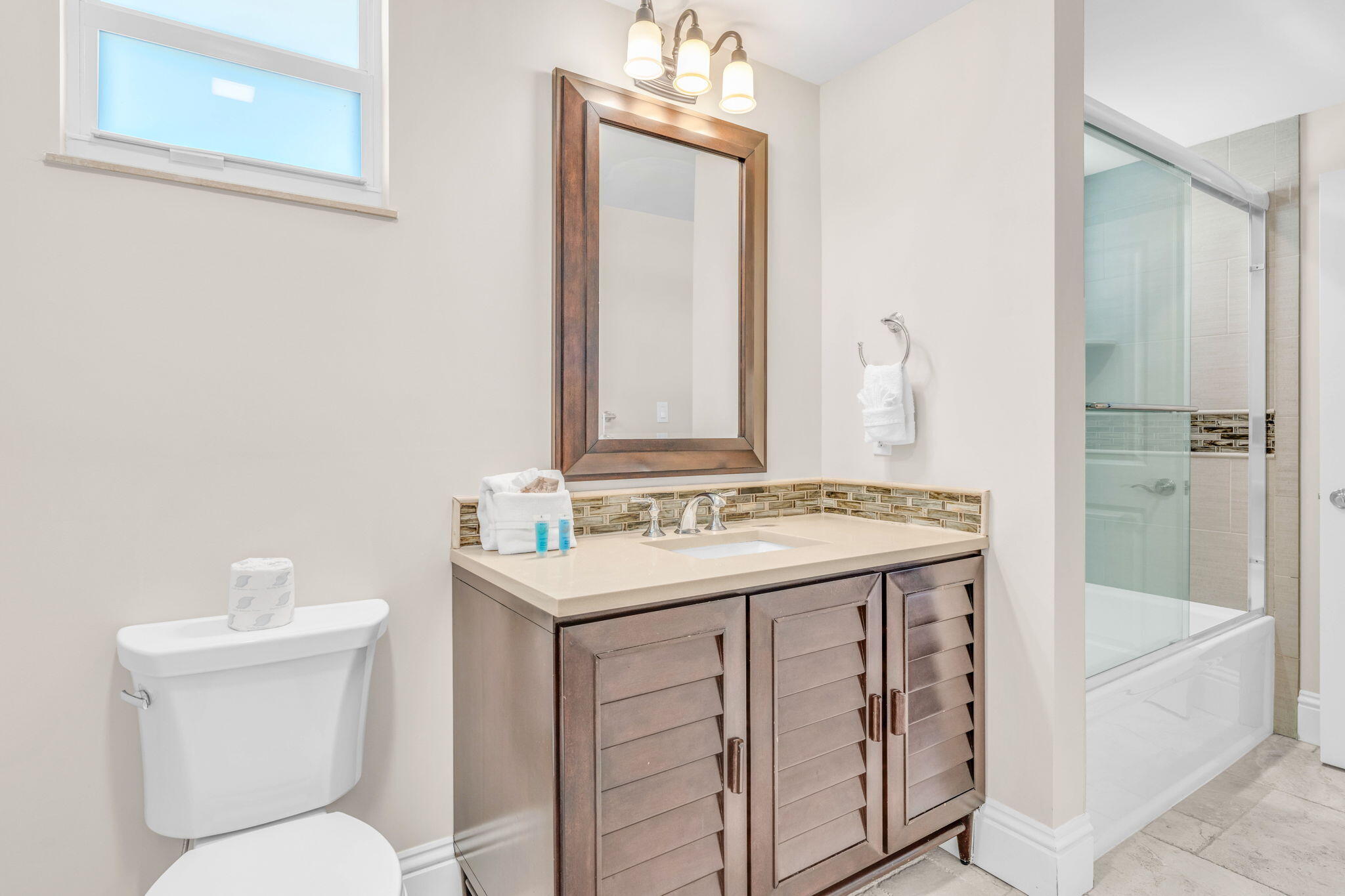 Marathon, Florida 33050, United States, 18 Bedrooms Bedrooms, ,20 BathroomsBathrooms,Commercial,Active,135272