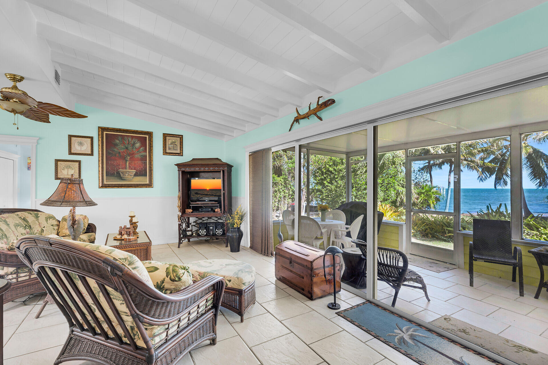 901 43Rd / Vogstad St Gulf Street