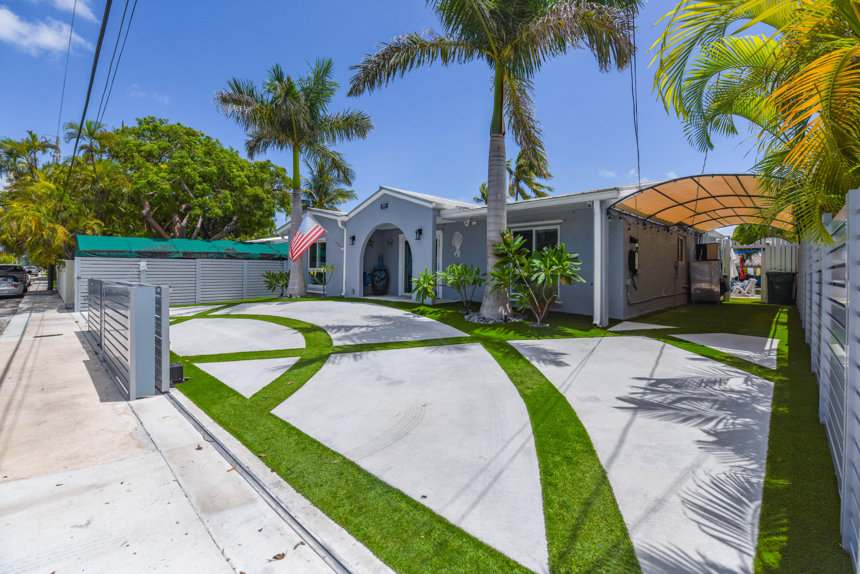 3034 Riviera Drive