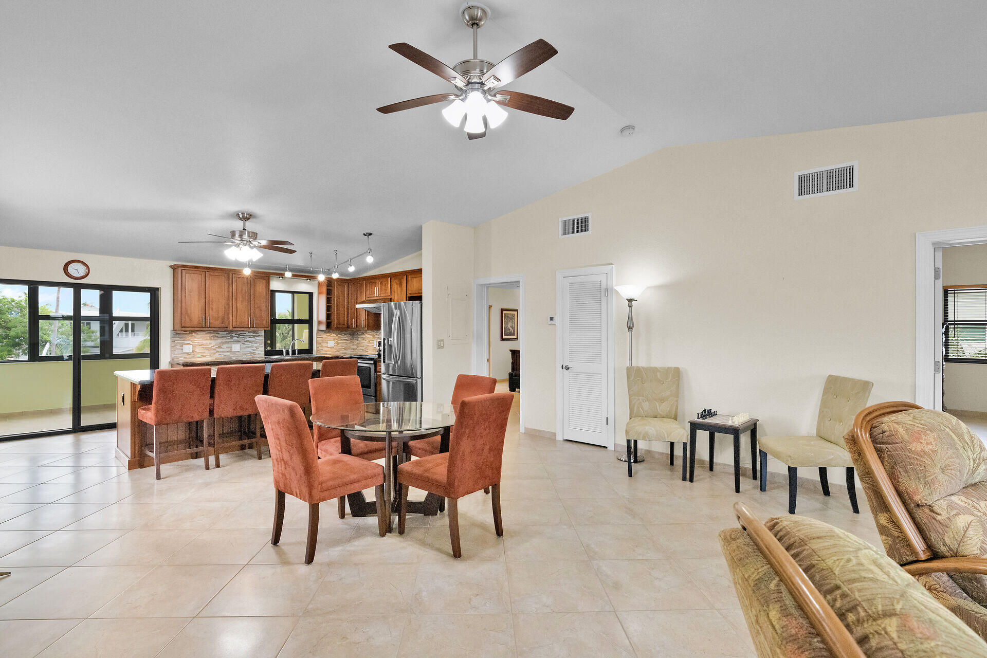 Islamorada, Florida 33036, United States, 2 Bedrooms Bedrooms, ,2 BathroomsBathrooms,Residential,Active,173619