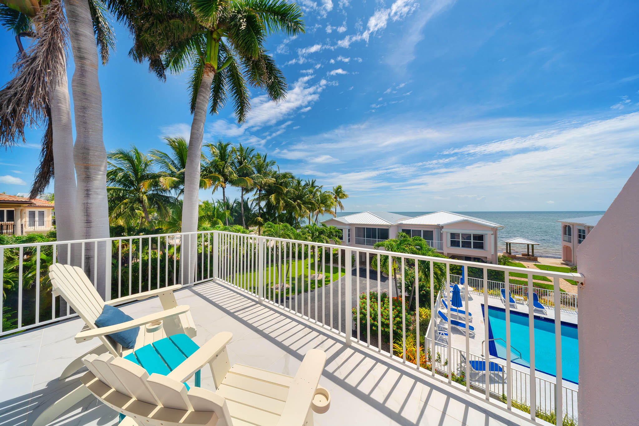 Marathon, Florida 33050, United States, 2 Bedrooms Bedrooms, ,3 BathroomsBathrooms,Residential,Active,221399