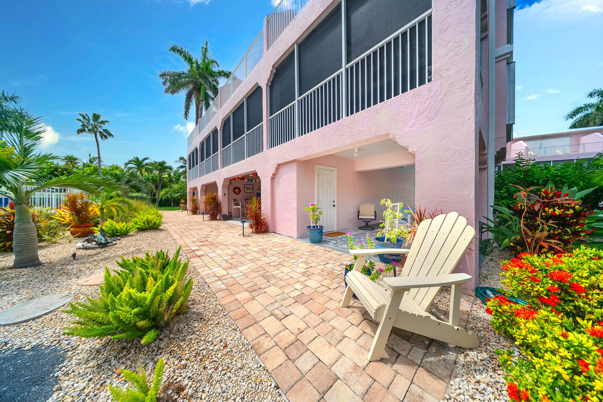 Marathon, Florida 33050, United States, 2 Bedrooms Bedrooms, ,3 BathroomsBathrooms,Residential,Active,221399