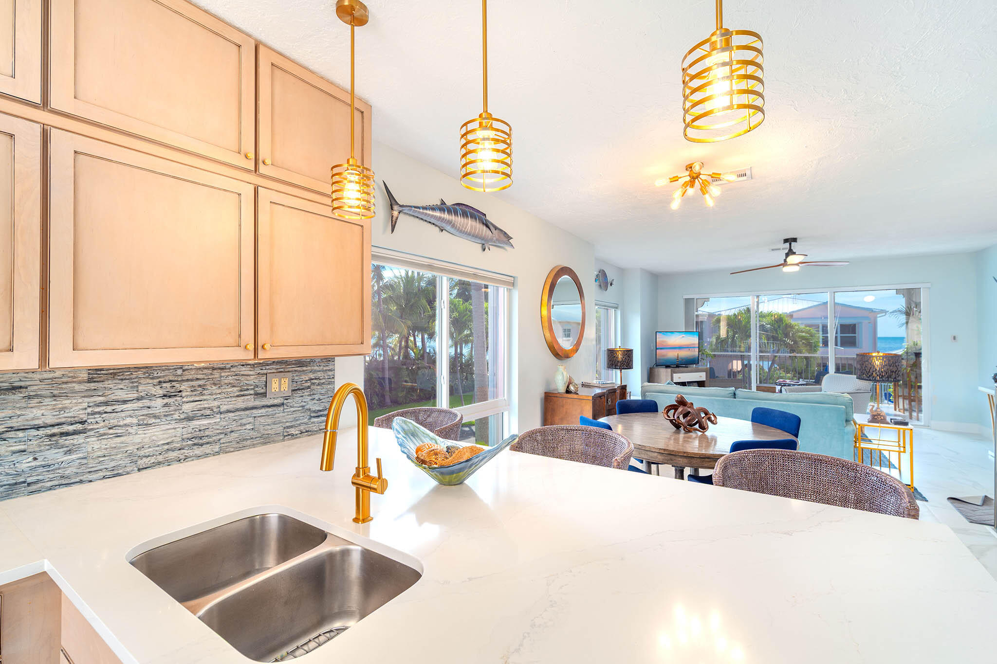 Marathon, Florida 33050, United States, 2 Bedrooms Bedrooms, ,3 BathroomsBathrooms,Residential,Active,221399