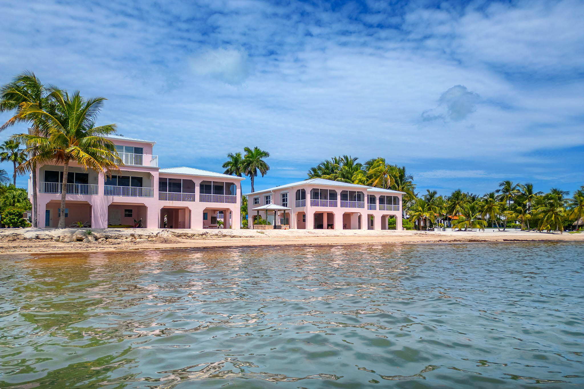 Marathon, Florida 33050, United States, 2 Bedrooms Bedrooms, ,3 BathroomsBathrooms,Residential,Active,221399