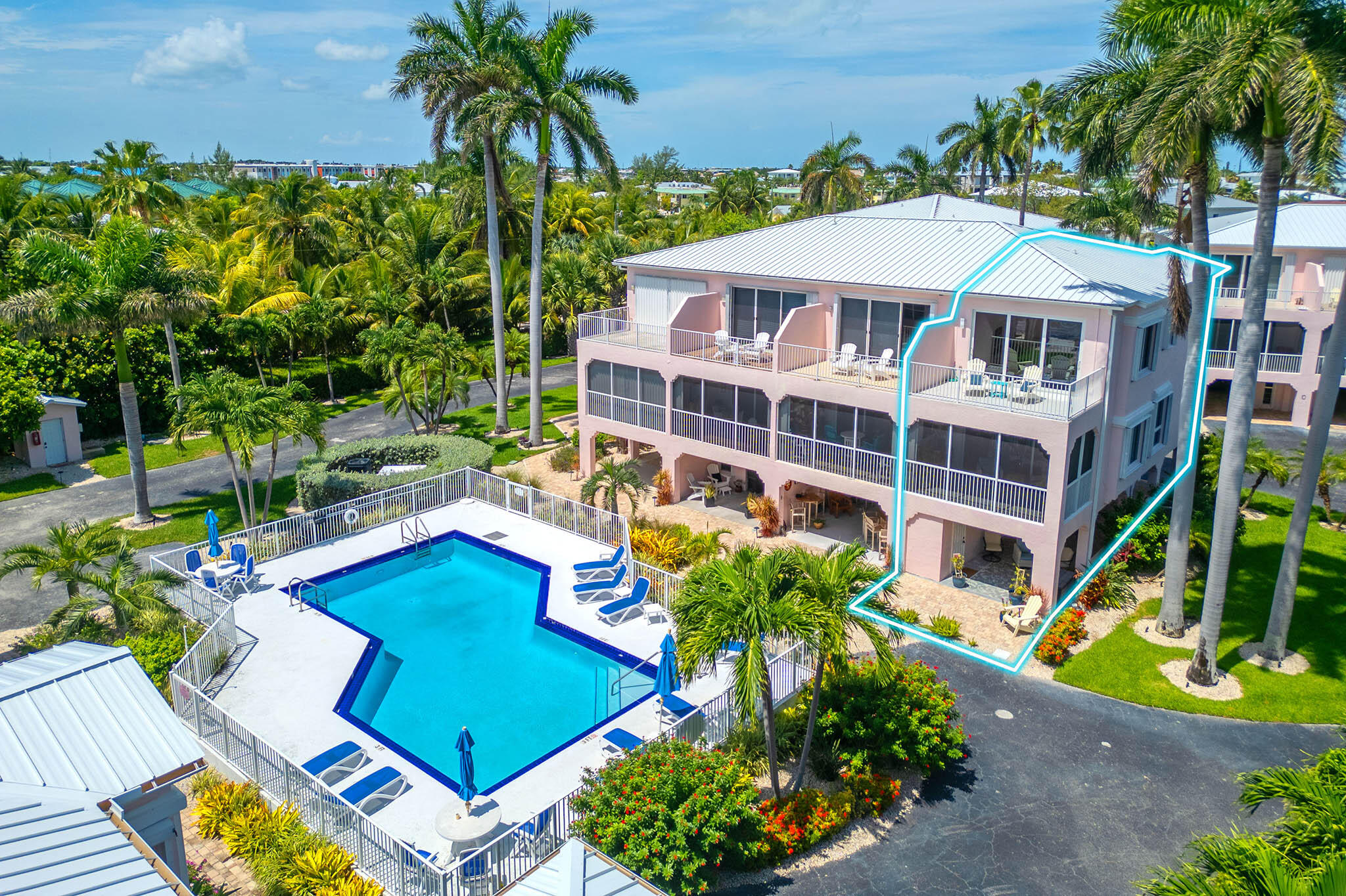 Marathon, Florida 33050, United States, 2 Bedrooms Bedrooms, ,3 BathroomsBathrooms,Residential,Active,221399